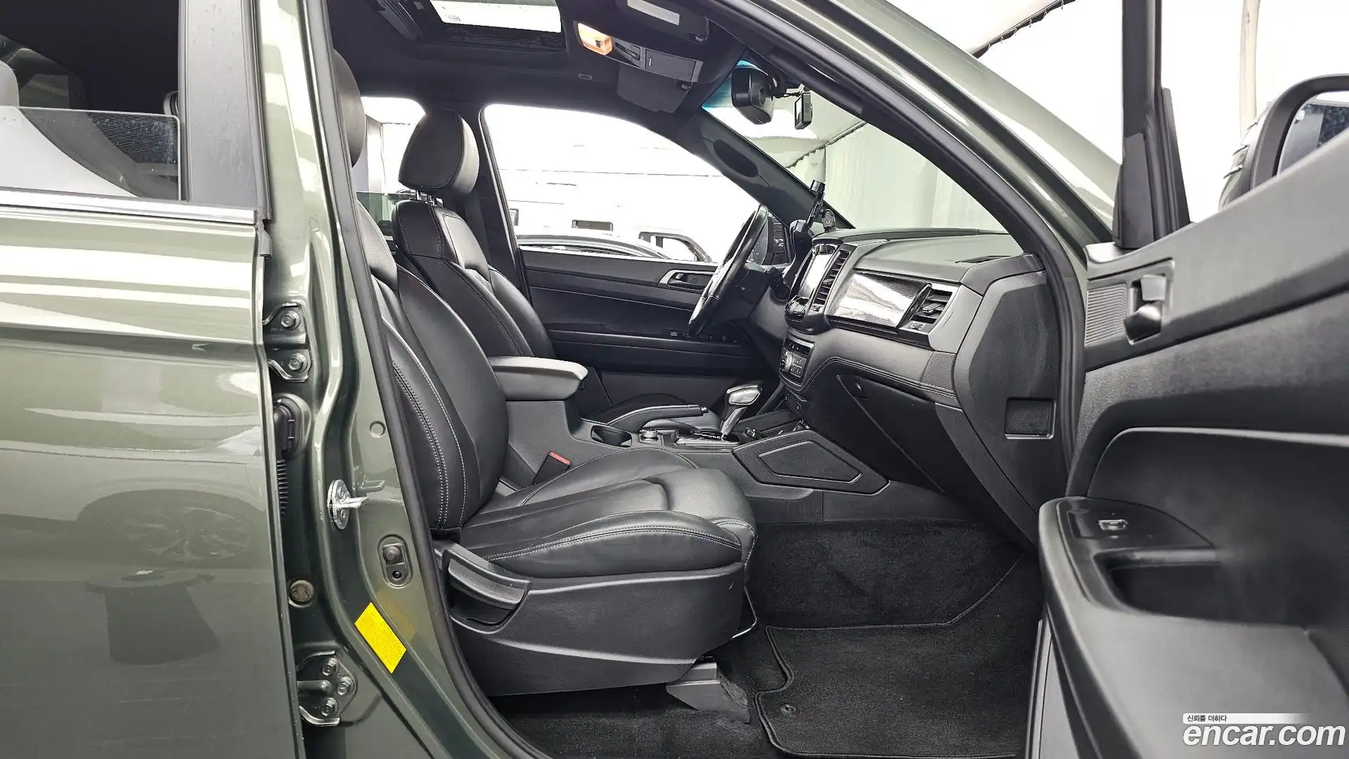 Rexton KG Mobility 2021.5-OPTION-015