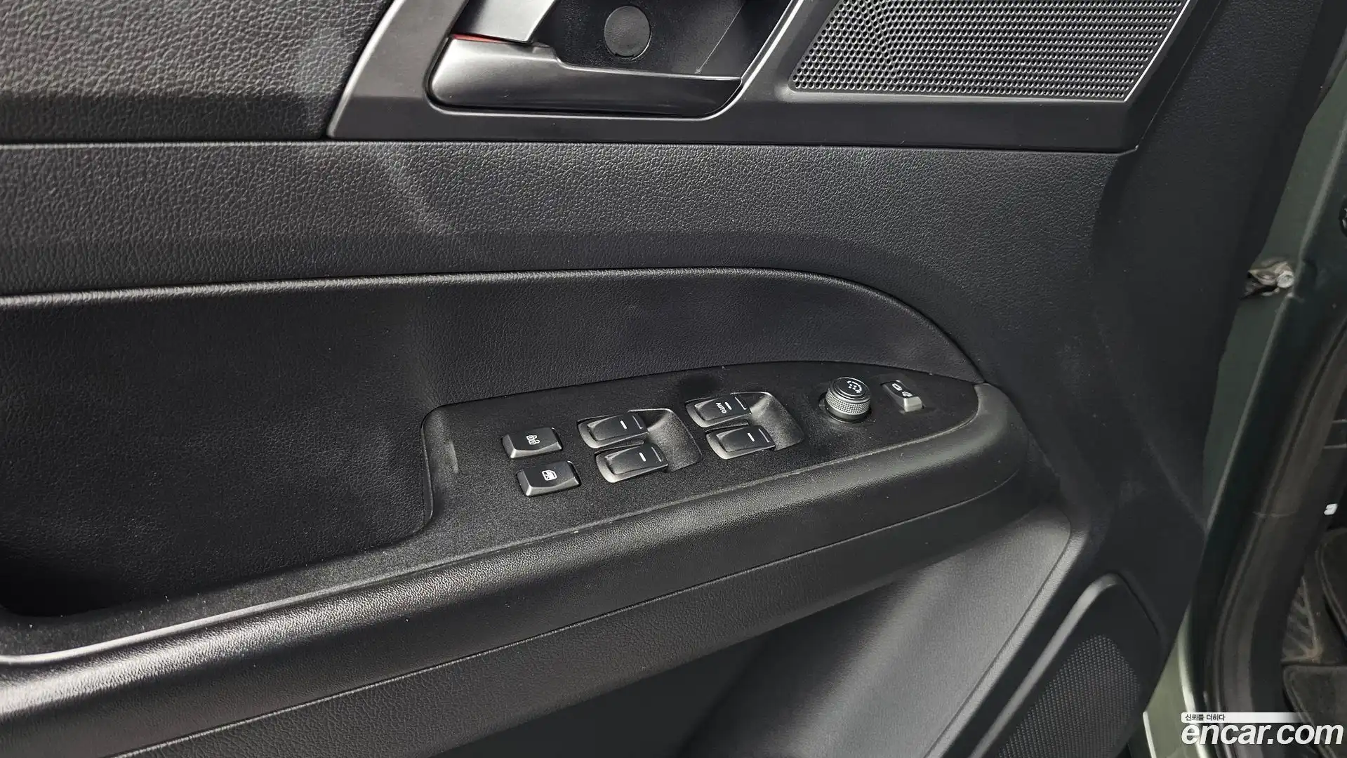 Rexton KG Mobility 2021.5-OPTION-046