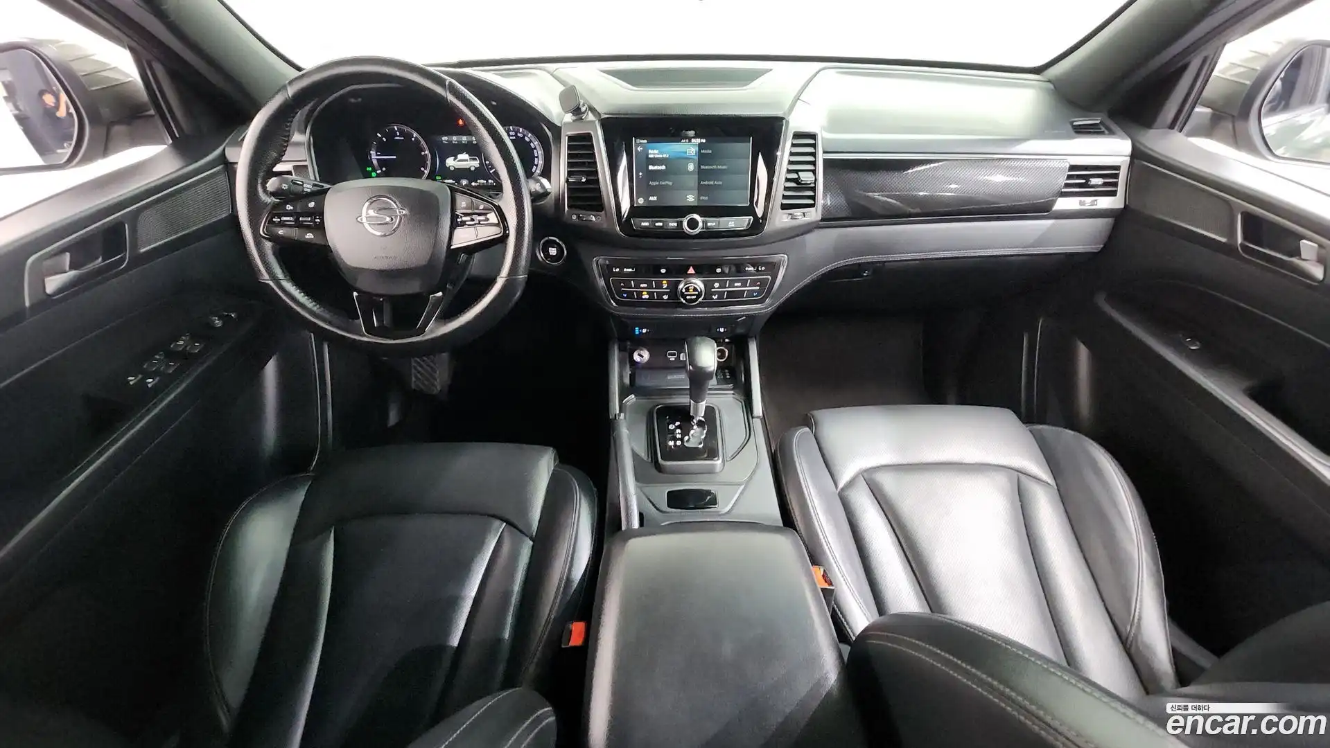 Rexton KG Mobility 2021.8-INNER-007