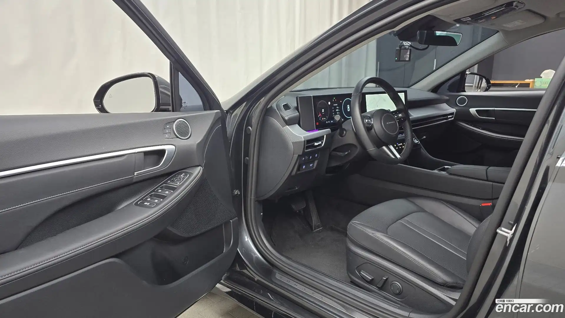 Sonata Hyundai 2025.11-INNER-010