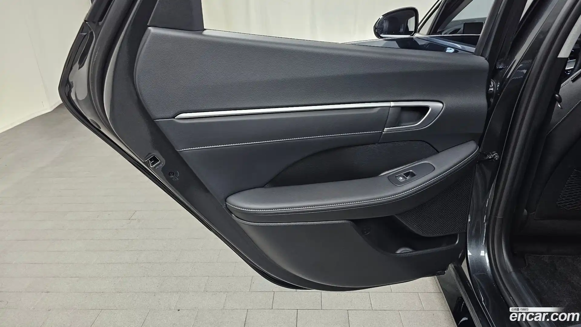 Sonata Hyundai 2025.11-INNER-035