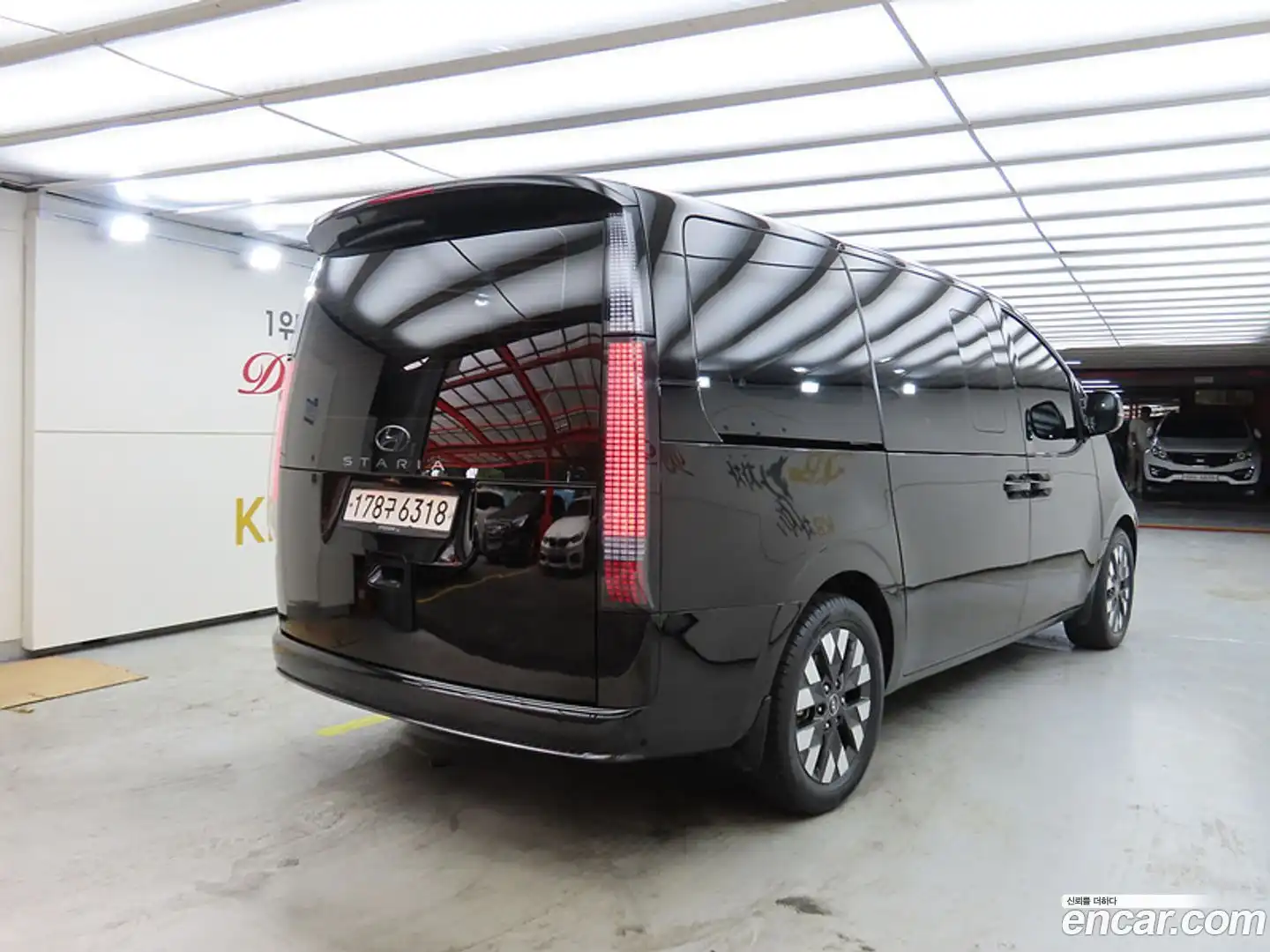 Staria Hyundai 2022.9-OUTER-002
