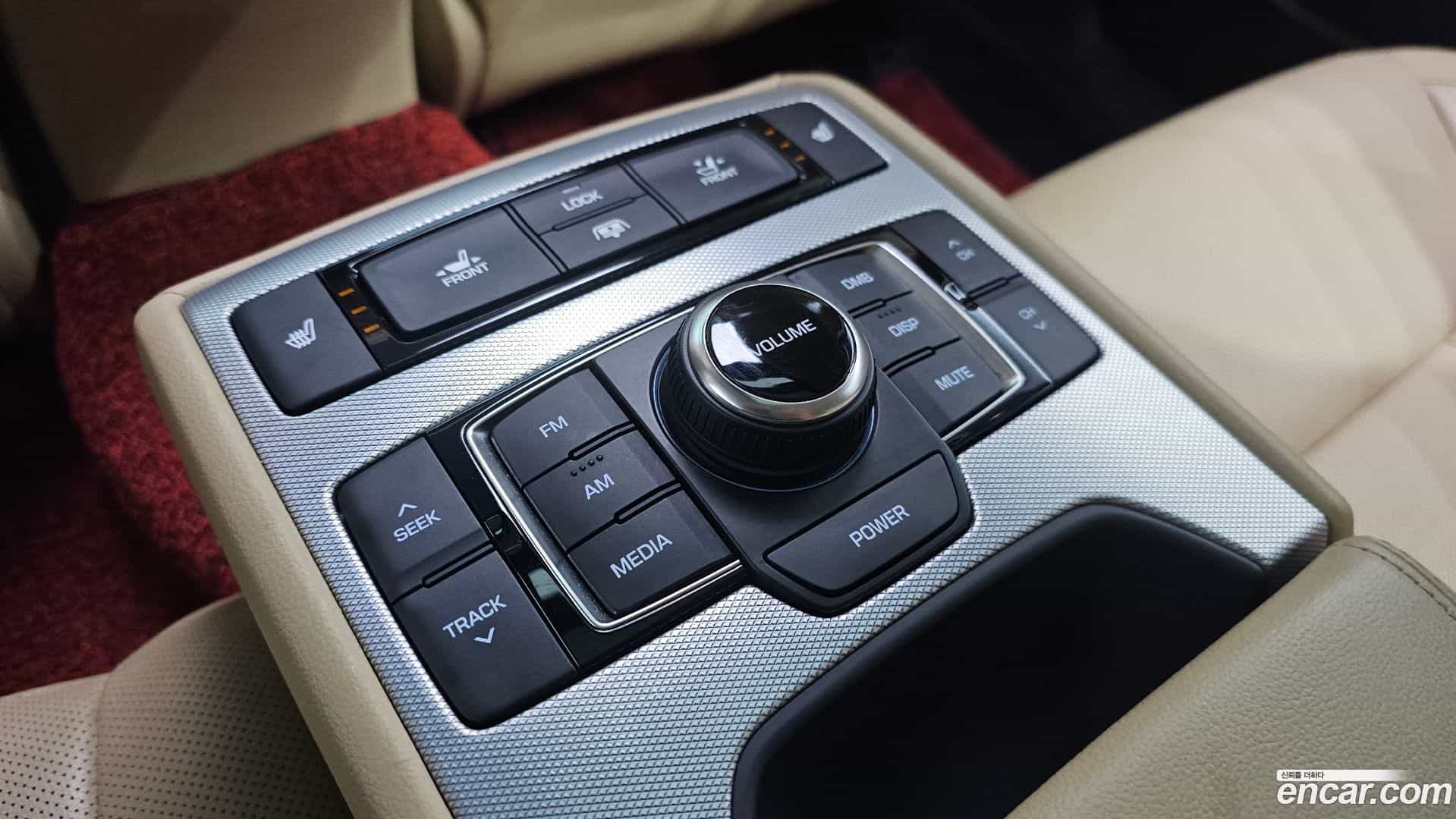 G80 Genesis 2017.0-OPTION-022