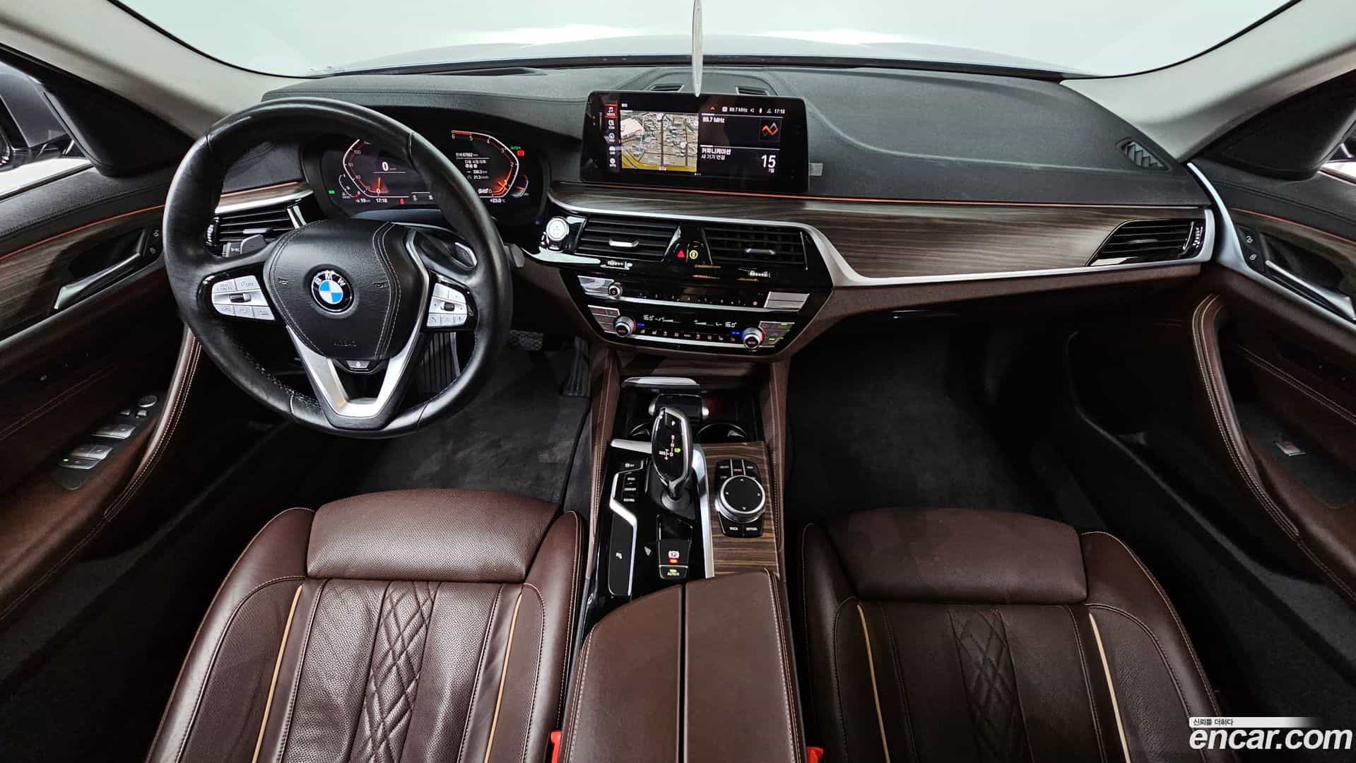 5-Series BMW 2019.10-INNER-007