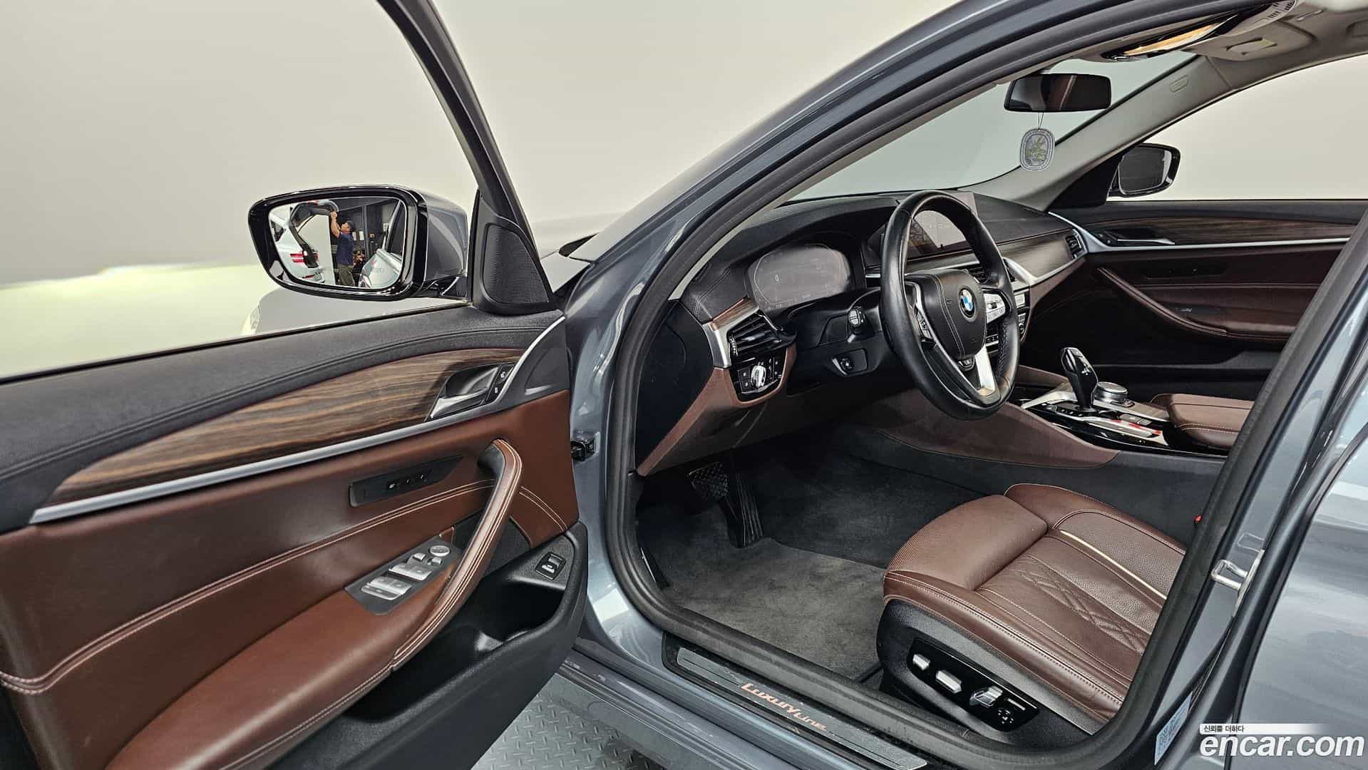 5-Series BMW 2019.10-INNER-010
