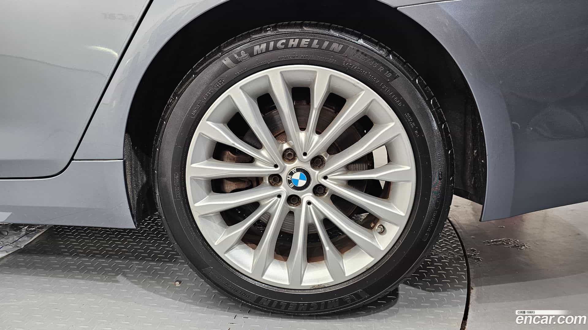 5-Series BMW 2019.10-OUTER-031