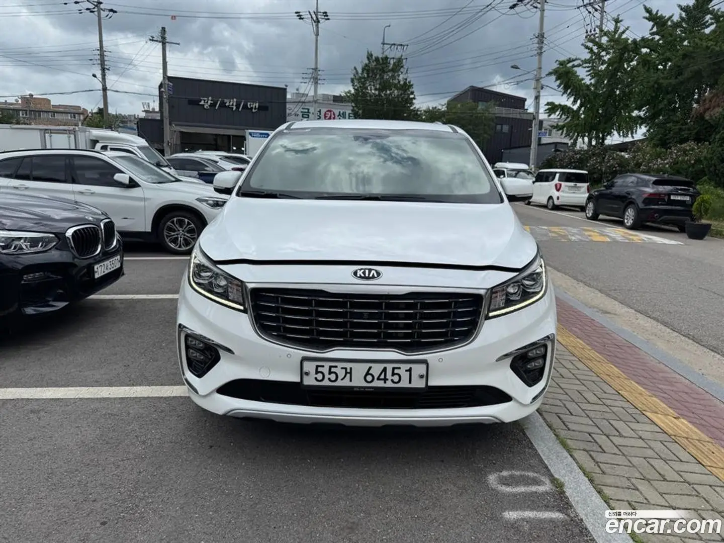 Main__Slider__Photo:Canival Kia 2019.2-0