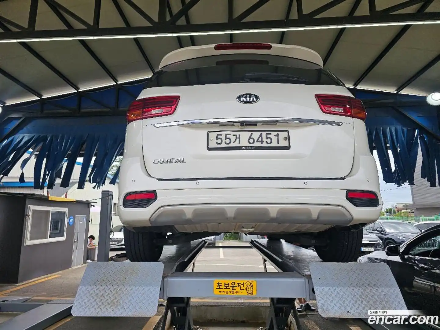 Canival Kia 2019.2-OUTER-003