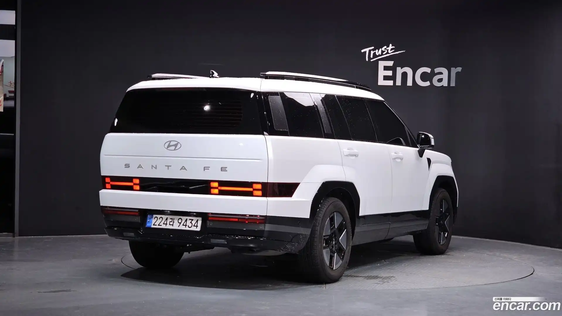 Santafe Hyundai 2024.6-OUTER-002