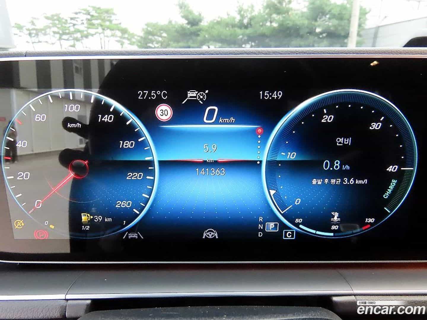 GLE-Class Mercedes-Benz 2021.5-INNER-009