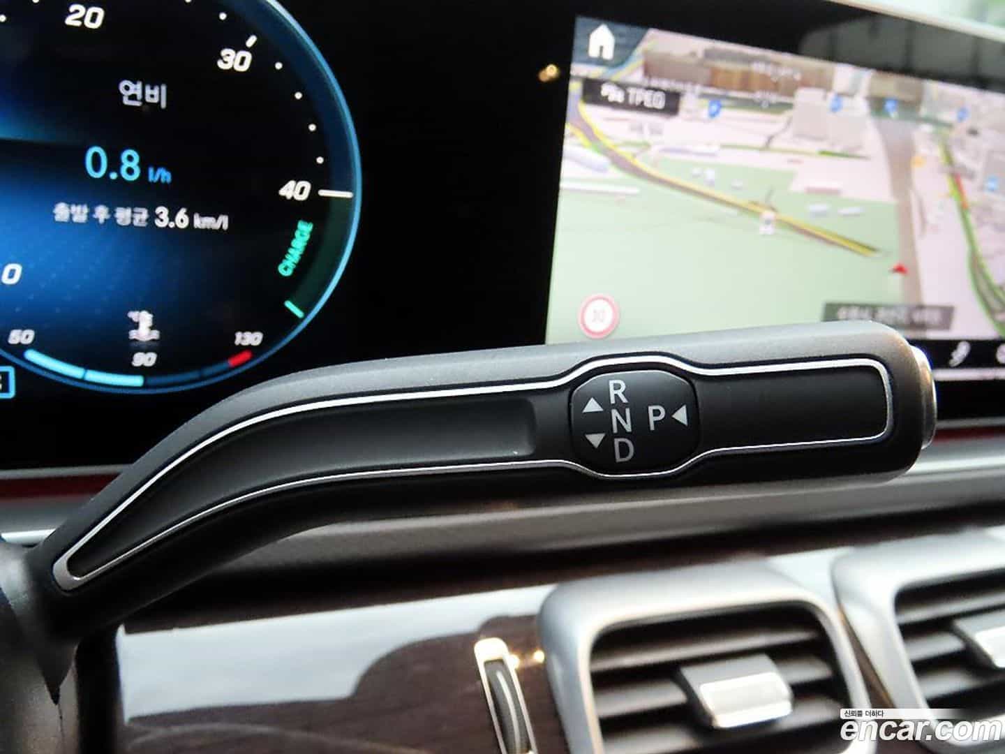 GLE-Class Mercedes-Benz 2021.5-OPTION-015