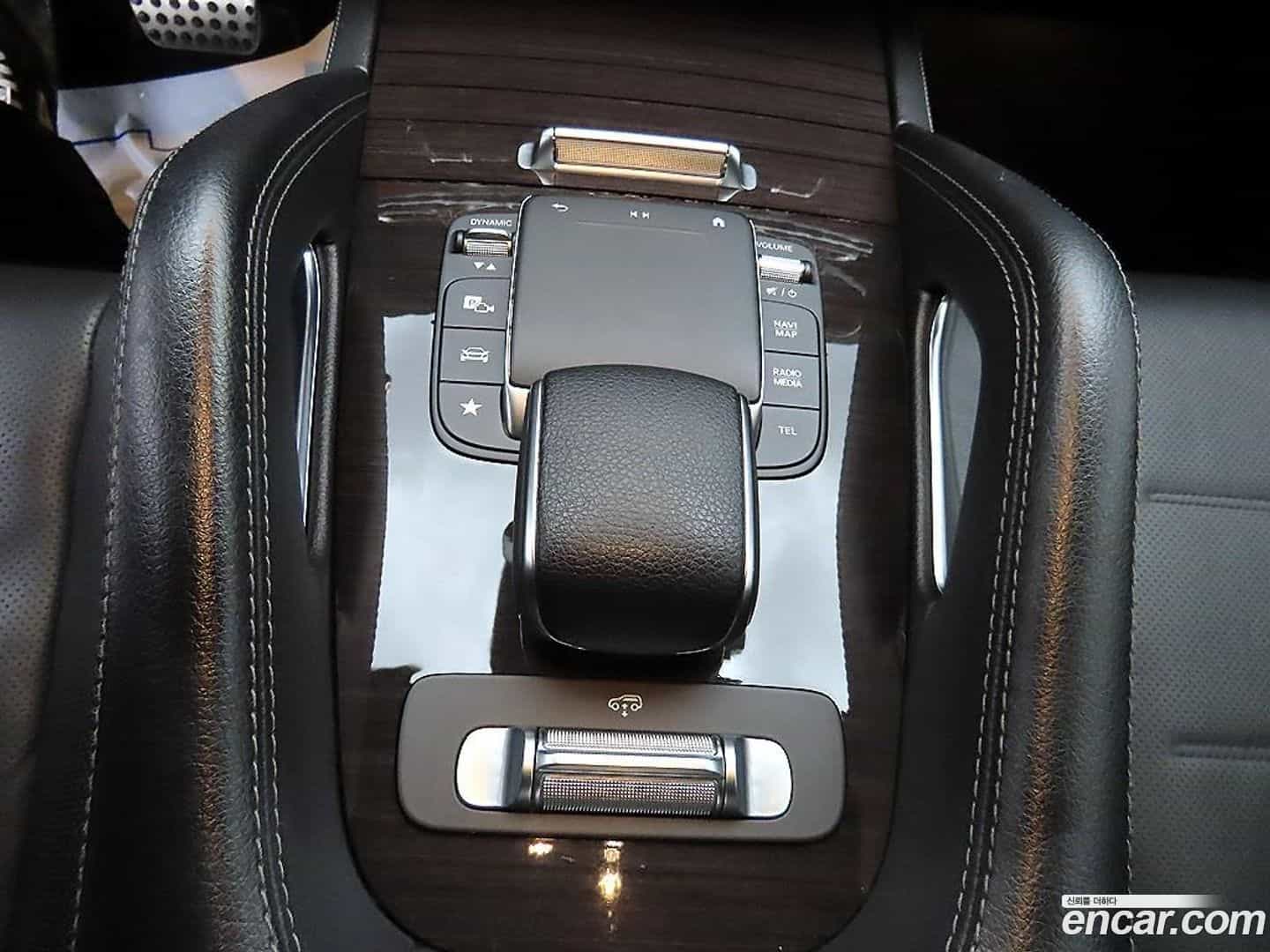 GLE-Class Mercedes-Benz 2021.5-OPTION-016