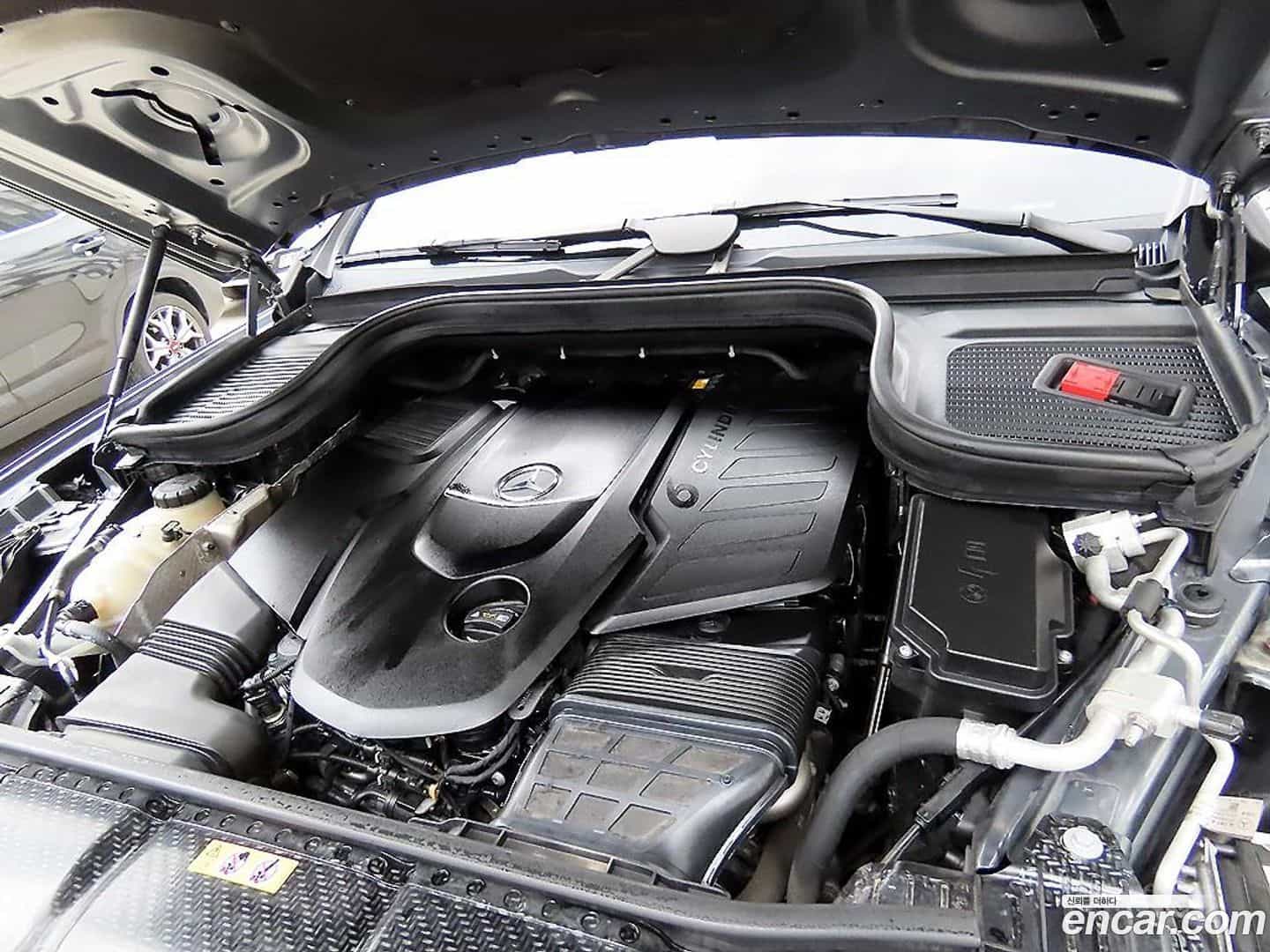 GLE-Class Mercedes-Benz 2021.5-OPTION-023