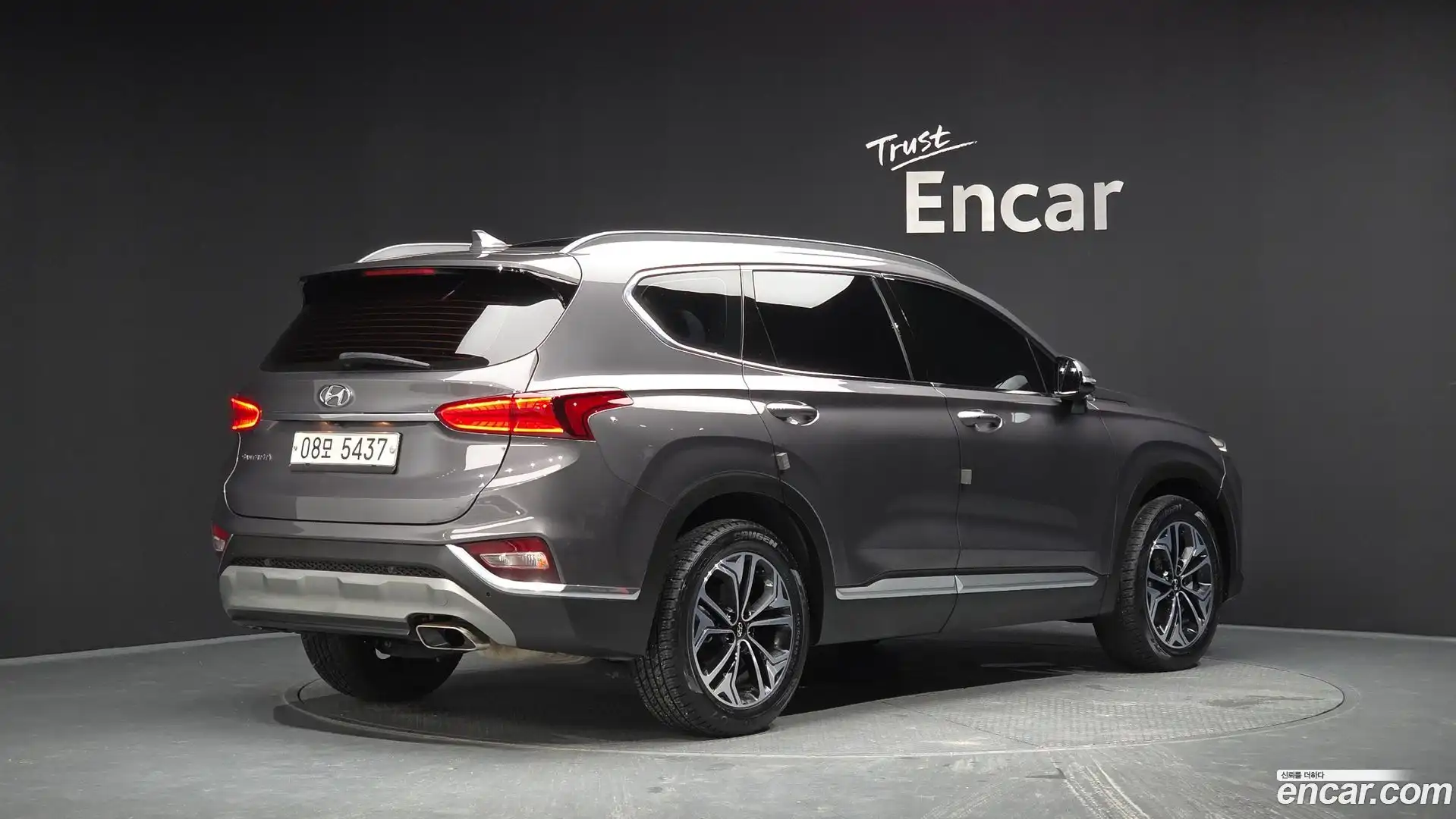 Santafe Hyundai 2019.5-OUTER-002
