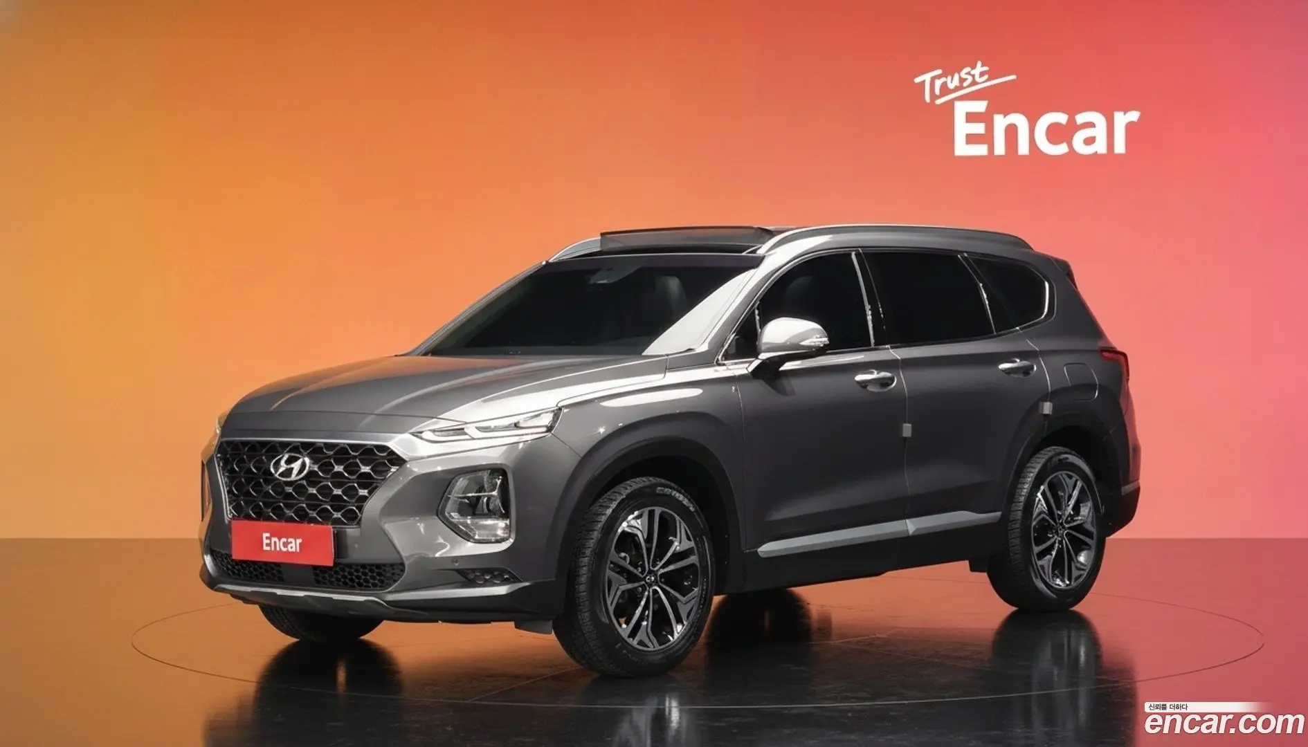 Main__Slider__Photo:Santafe Hyundai 2019.5-0