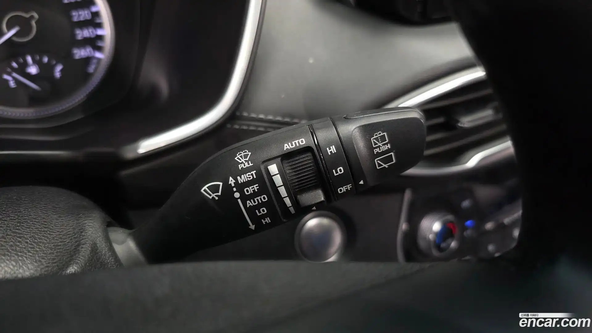Santafe Hyundai 2019.5-OPTION-041