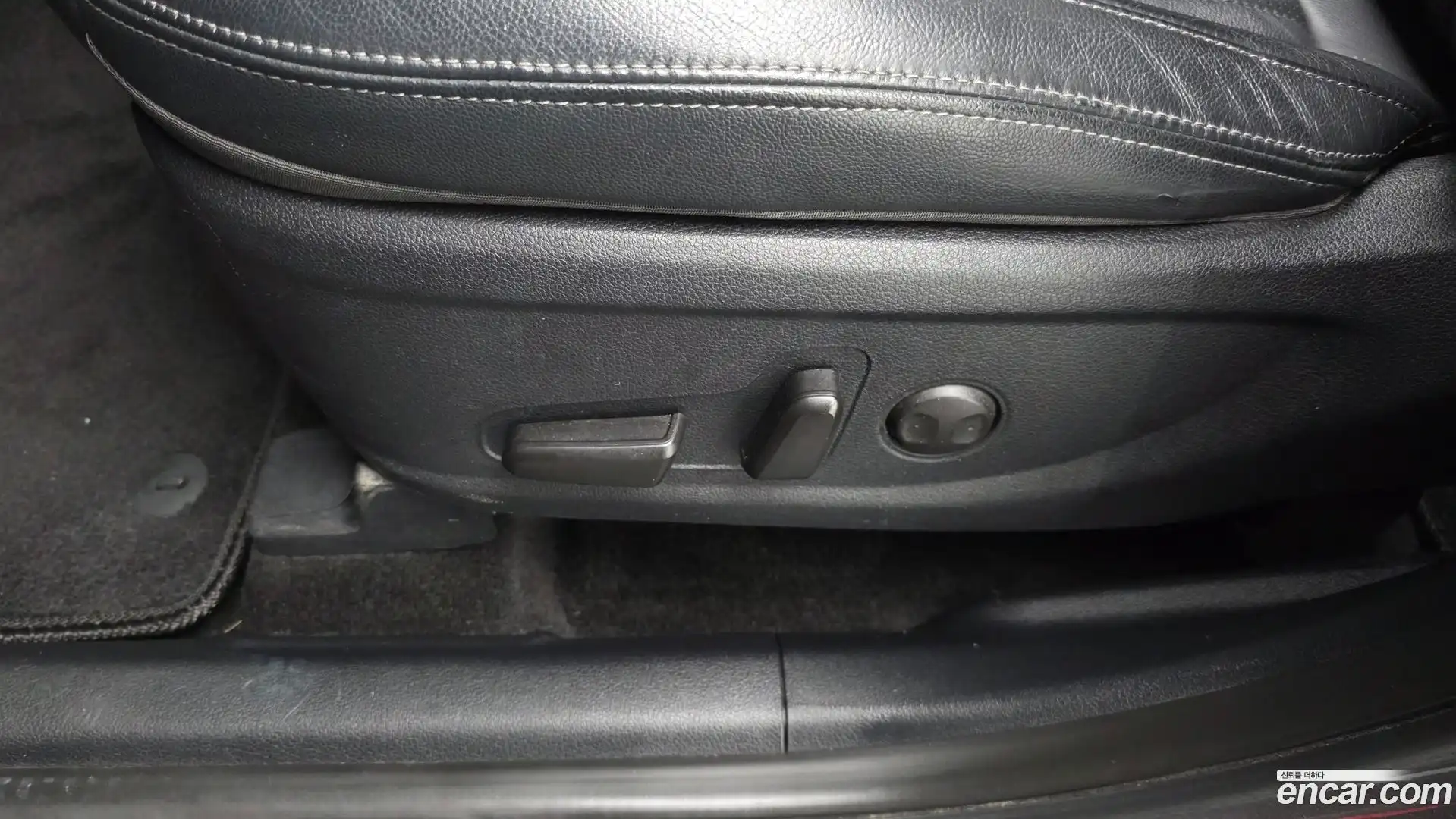 Santafe Hyundai 2019.5-OPTION-043