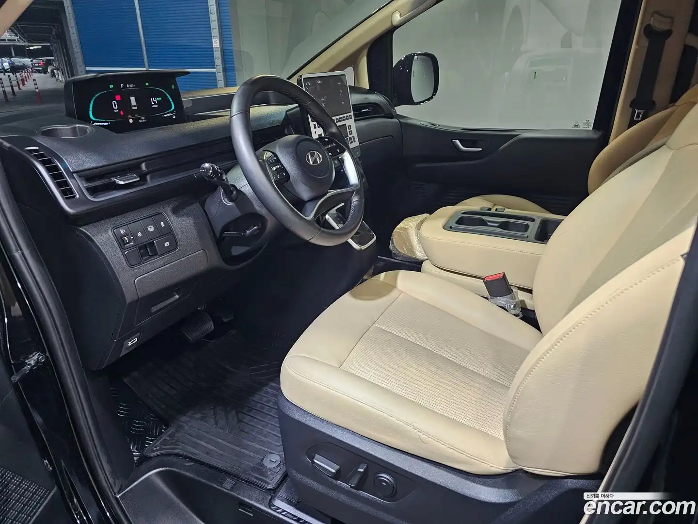 Staria Hyundai 2024.10-INNER-008