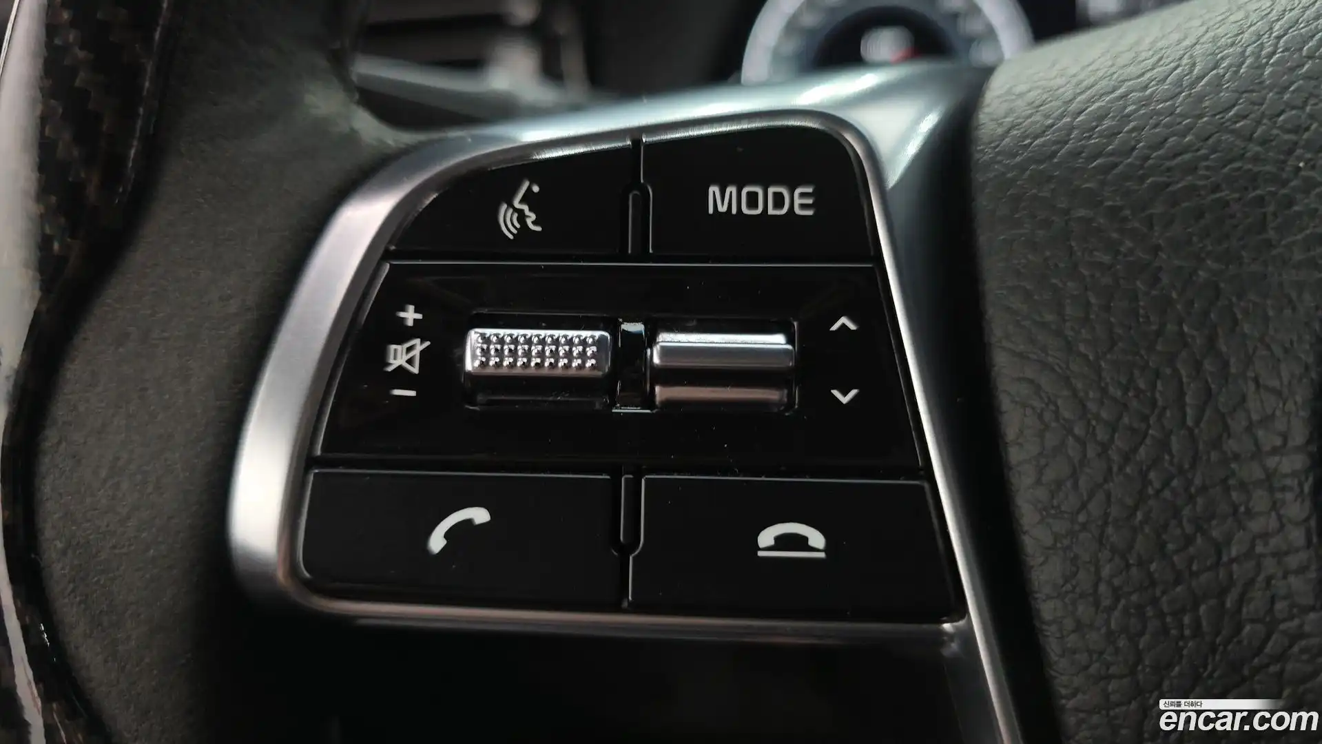 Mohave Kia 2023.8-OPTION-046