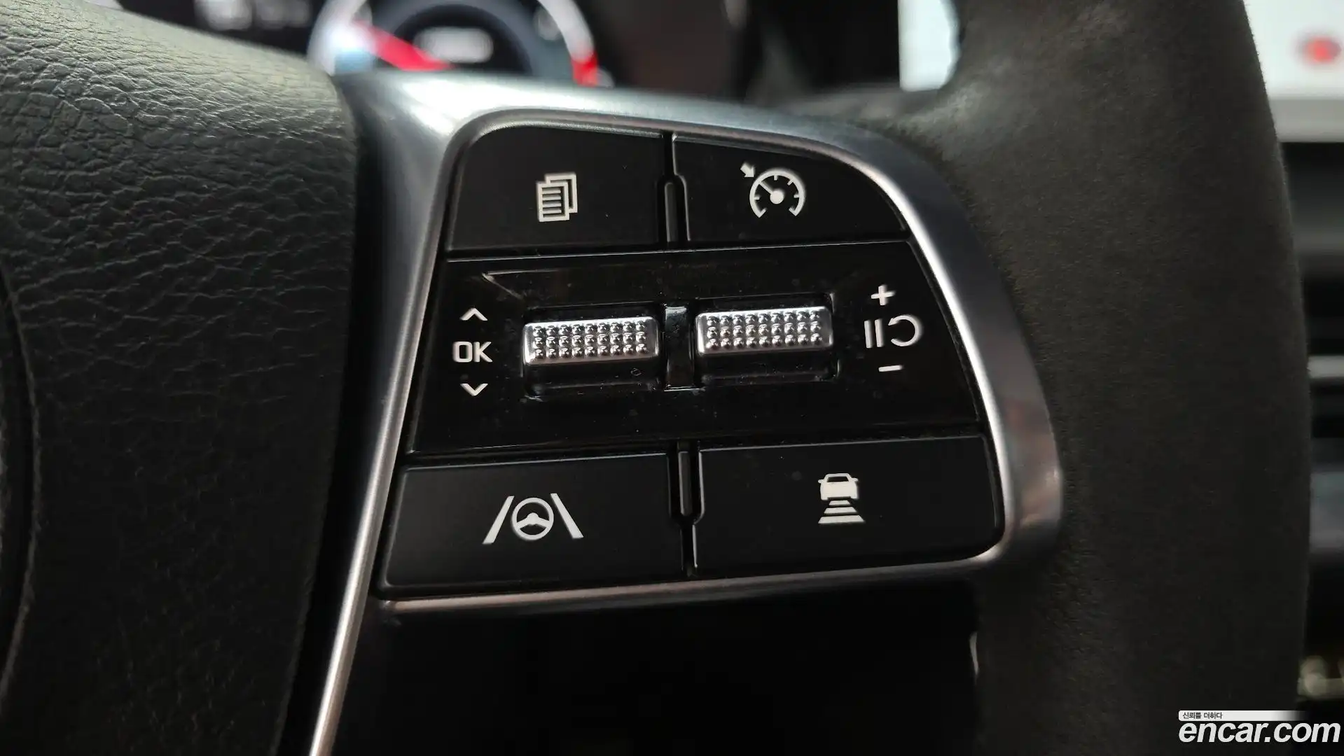 Mohave Kia 2023.8-OPTION-047