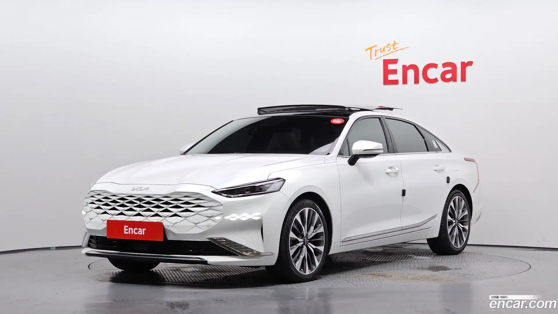 K8 Kia 2022.6-OUTER-001