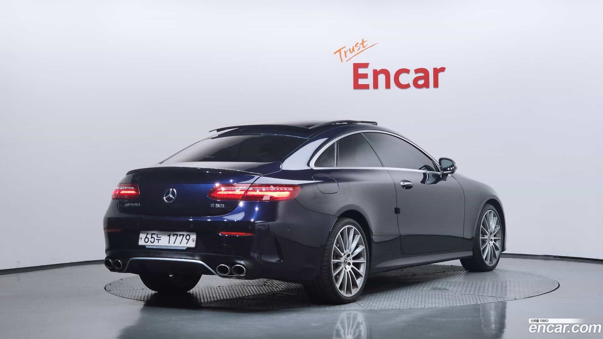 E-Class Mercedes-Benz 2017.8-OUTER-002