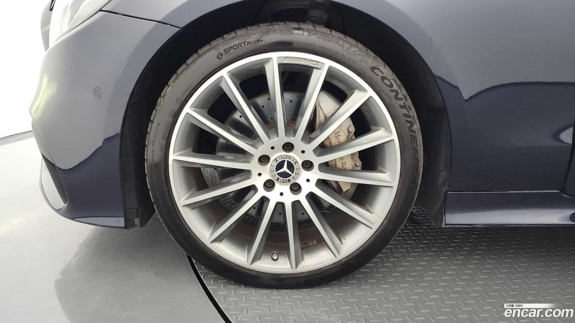 E-Class Mercedes-Benz 2017.8-OUTER-005