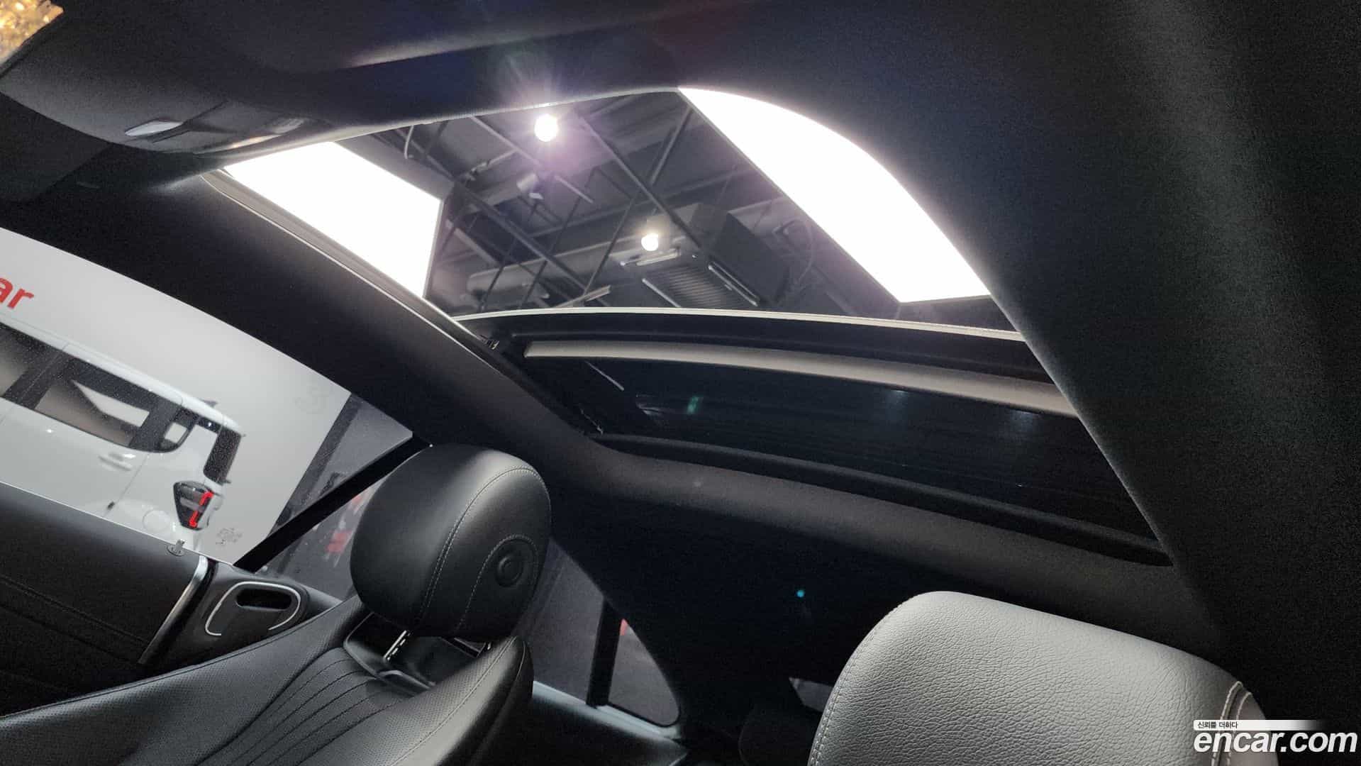 E-Class Mercedes-Benz 2017.8-OPTION-019