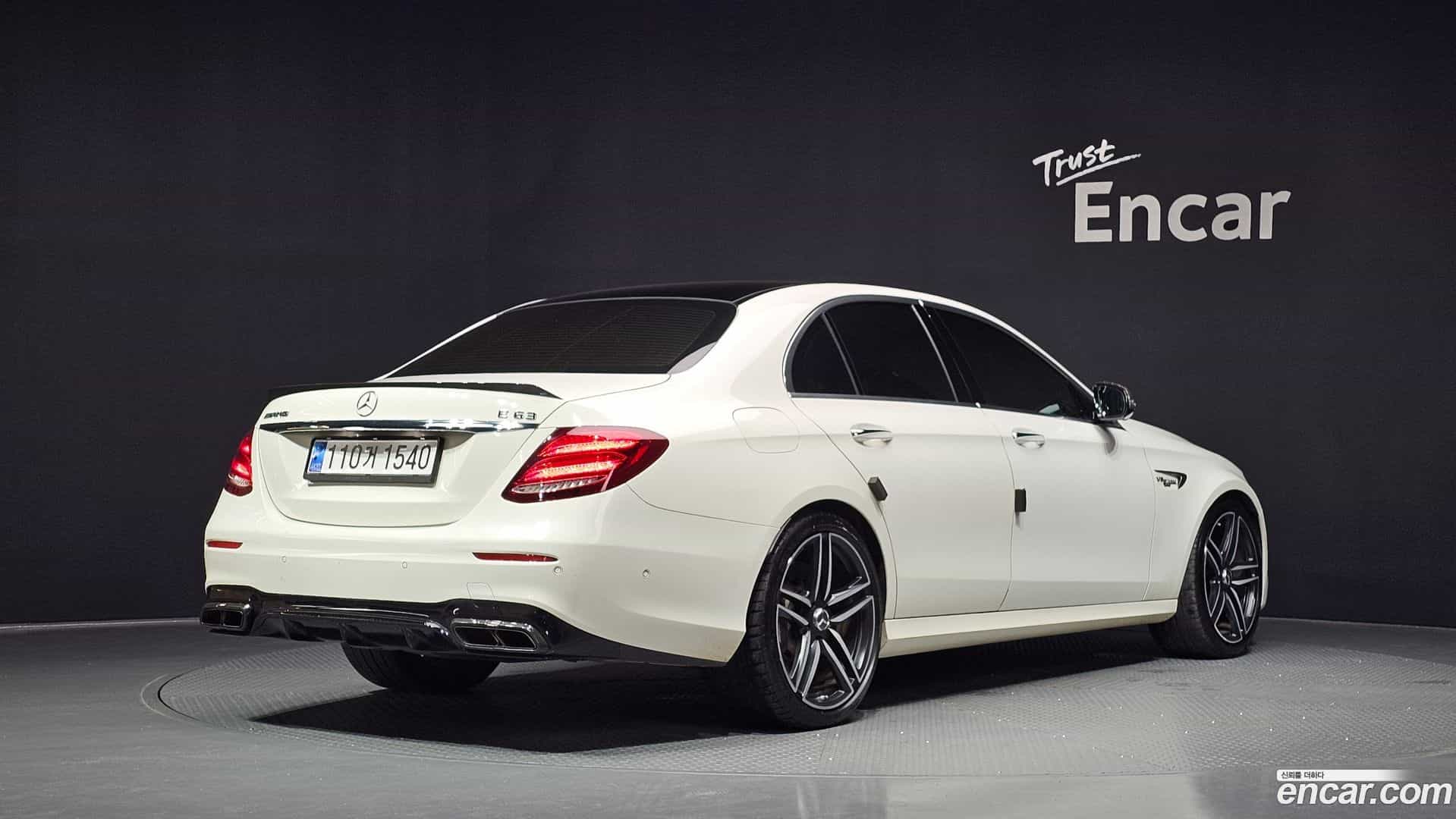 E-Class Mercedes-Benz 2018.4-OUTER-002