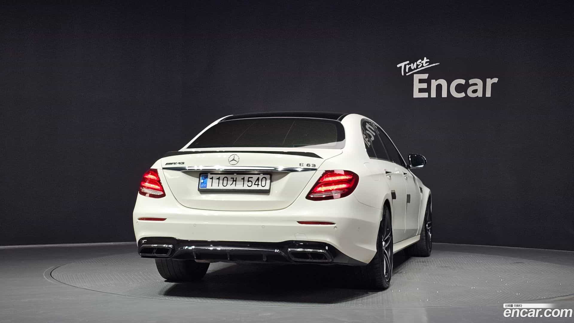 E-Class Mercedes-Benz 2018.4-OUTER-004