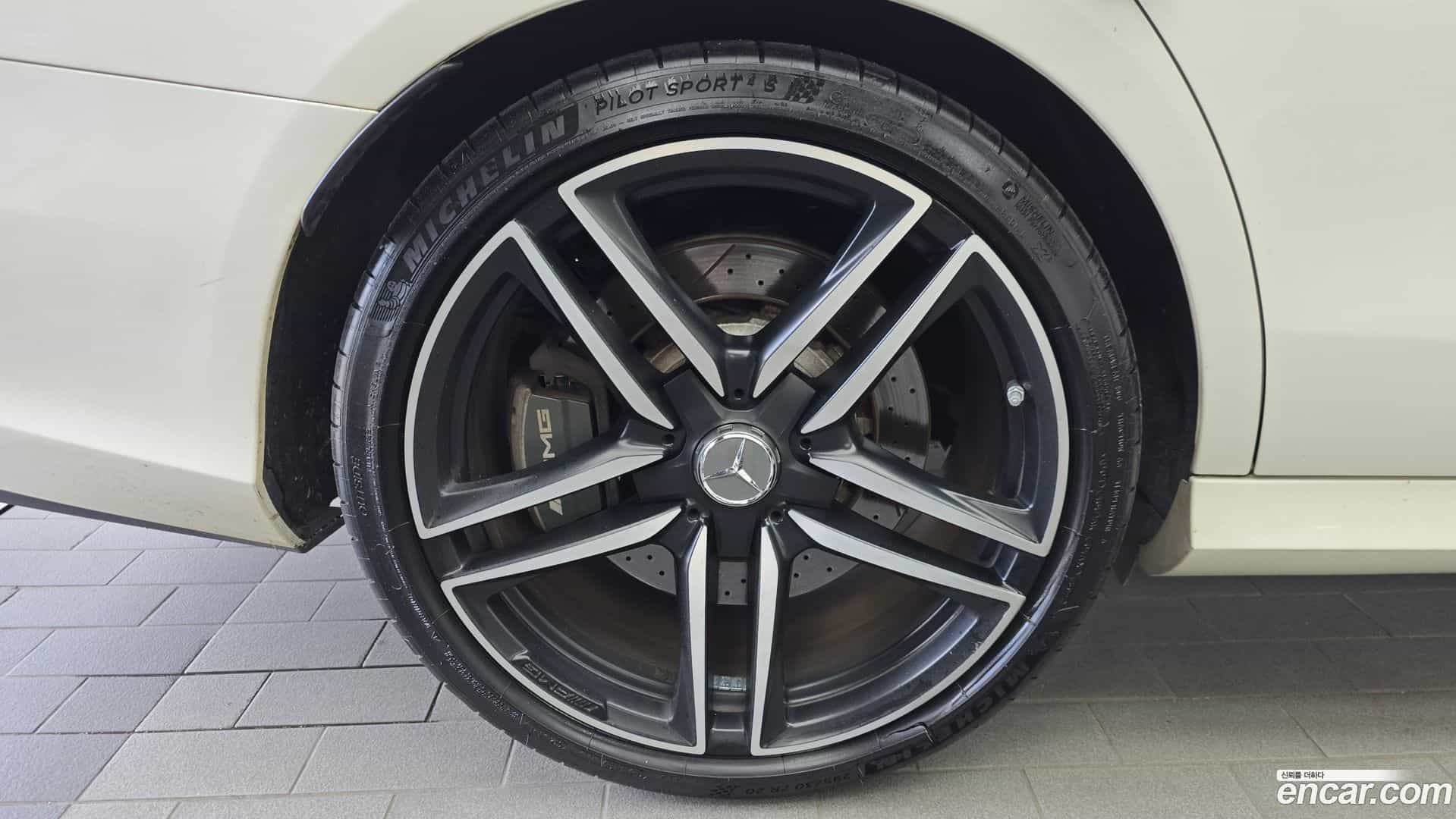 E-Class Mercedes-Benz 2018.4-OUTER-005