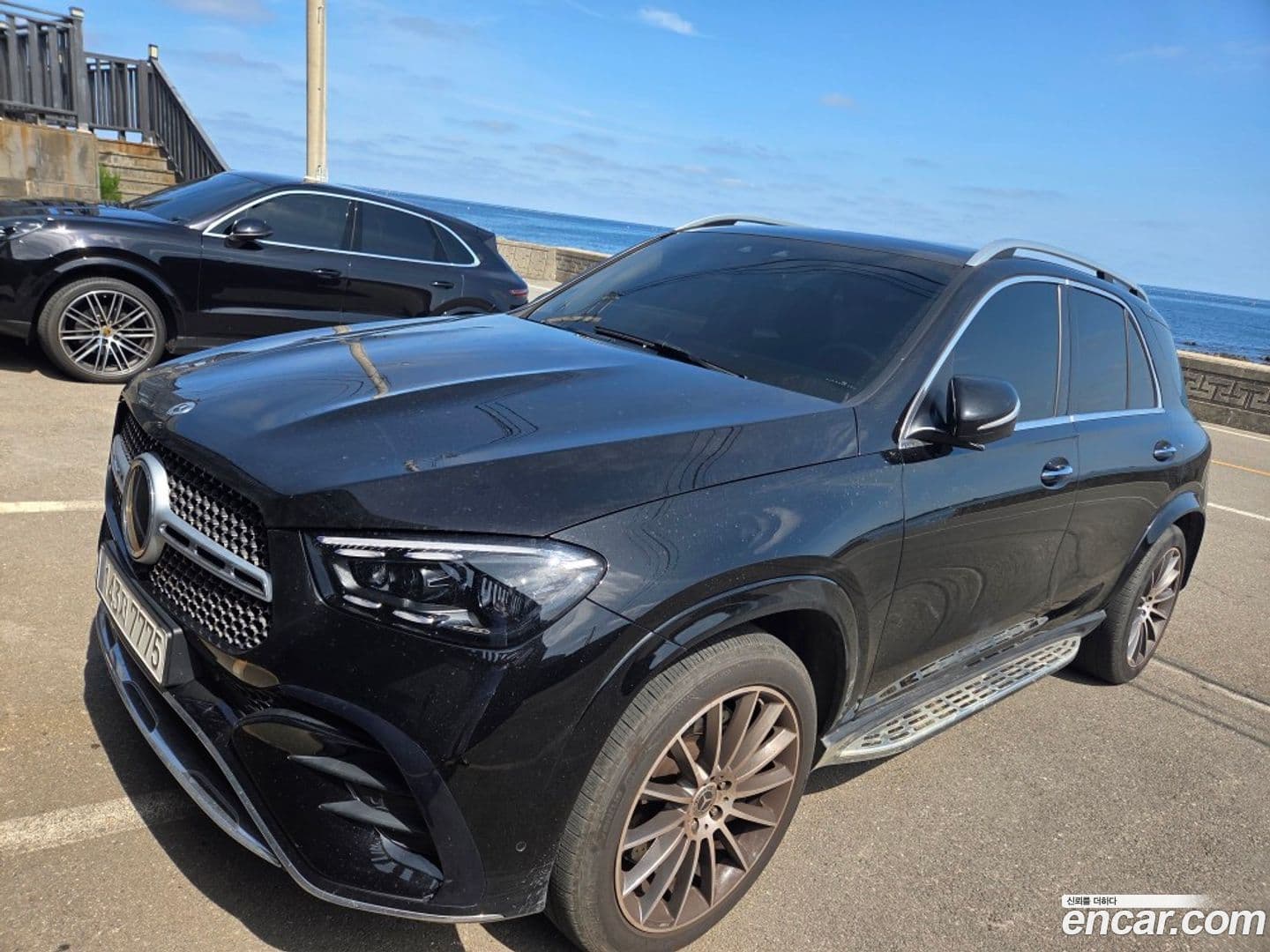 Main__Slider__Photo:GLE-Class Mercedes-Benz 2024.7-0