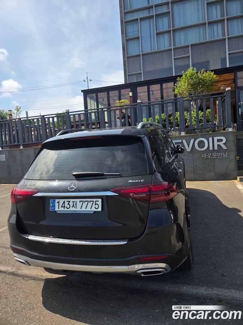 GLE-Class Mercedes-Benz 2024.7-OPTION-015