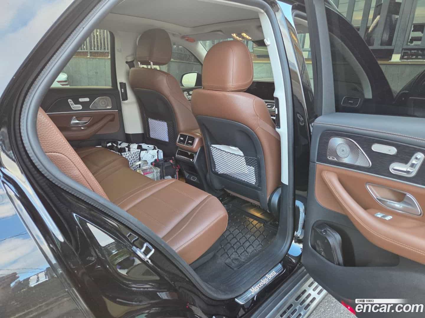 GLE-Class Mercedes-Benz 2024.7-OPTION-018