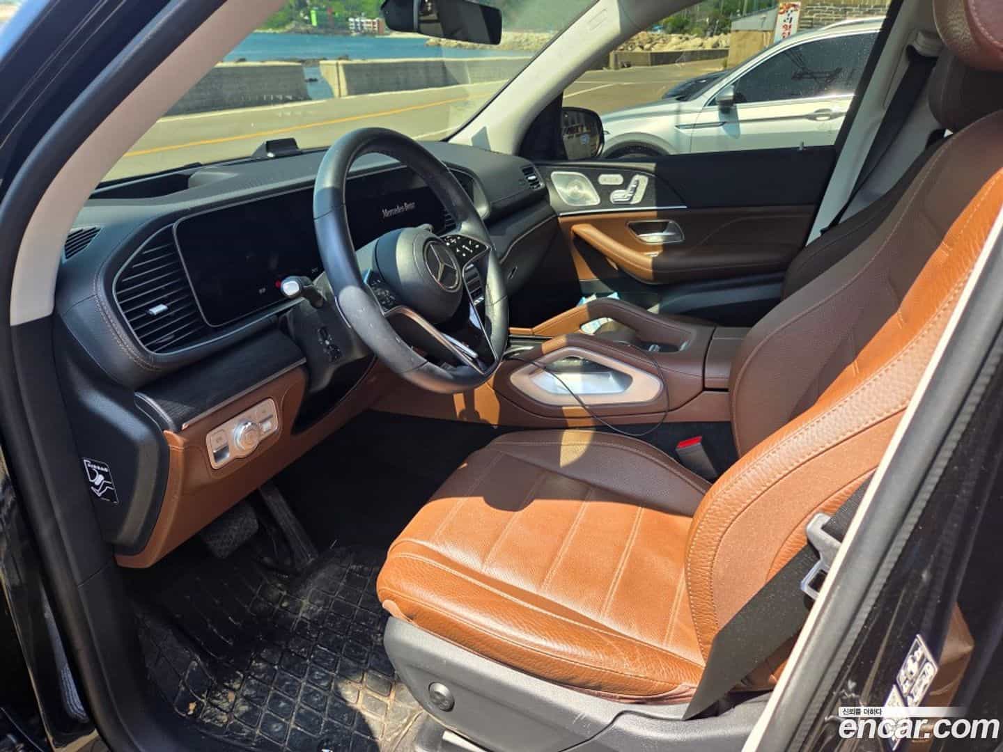 GLE-Class Mercedes-Benz 2024.7-OPTION-020