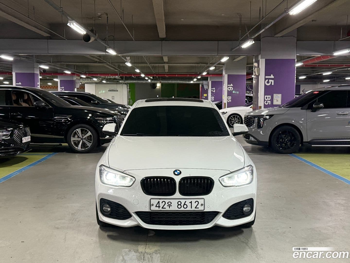 Main__Slider__Photo:1-Series BMW 2017.11-0