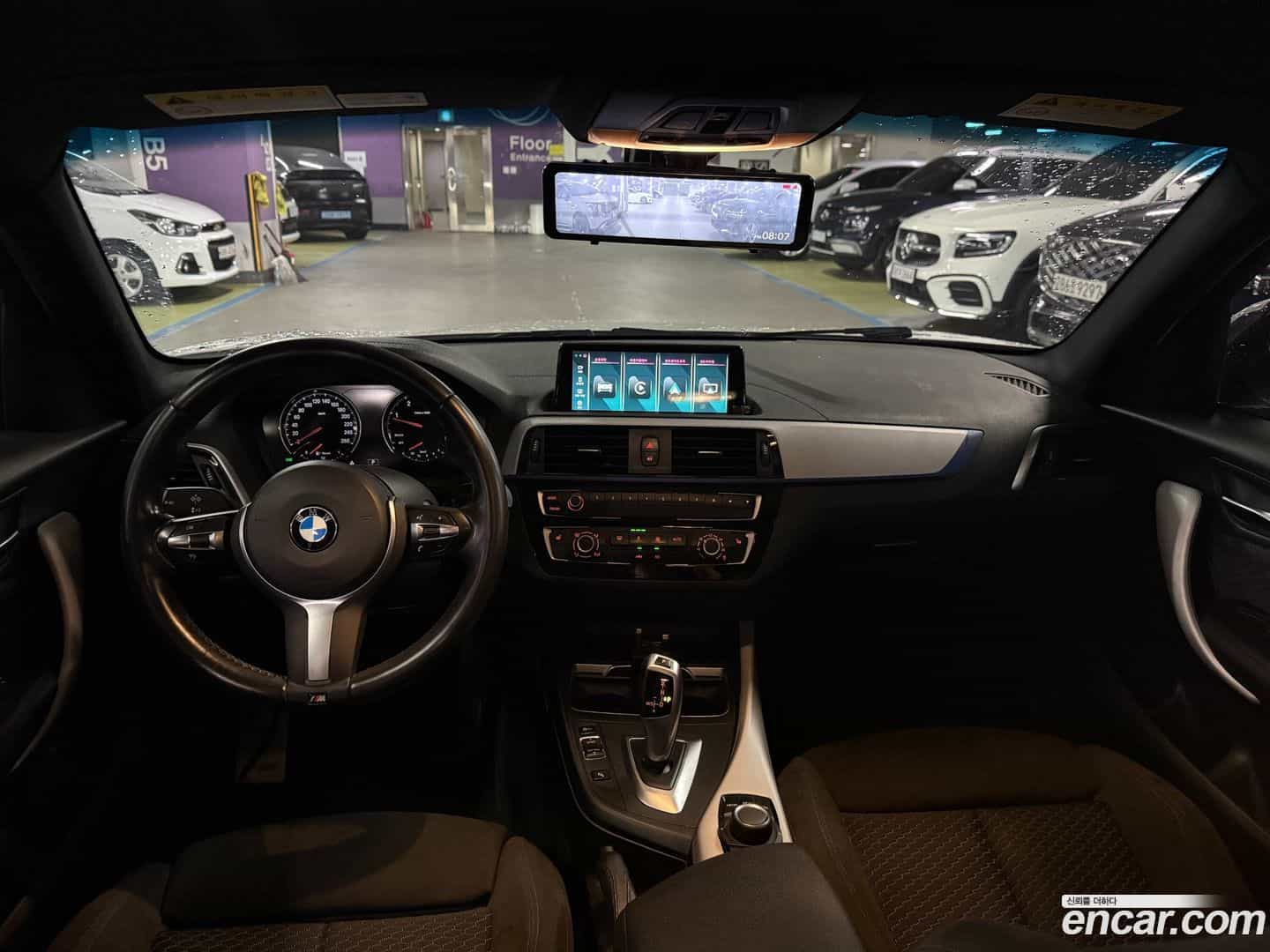 1-Series BMW 2017.11-INNER-007