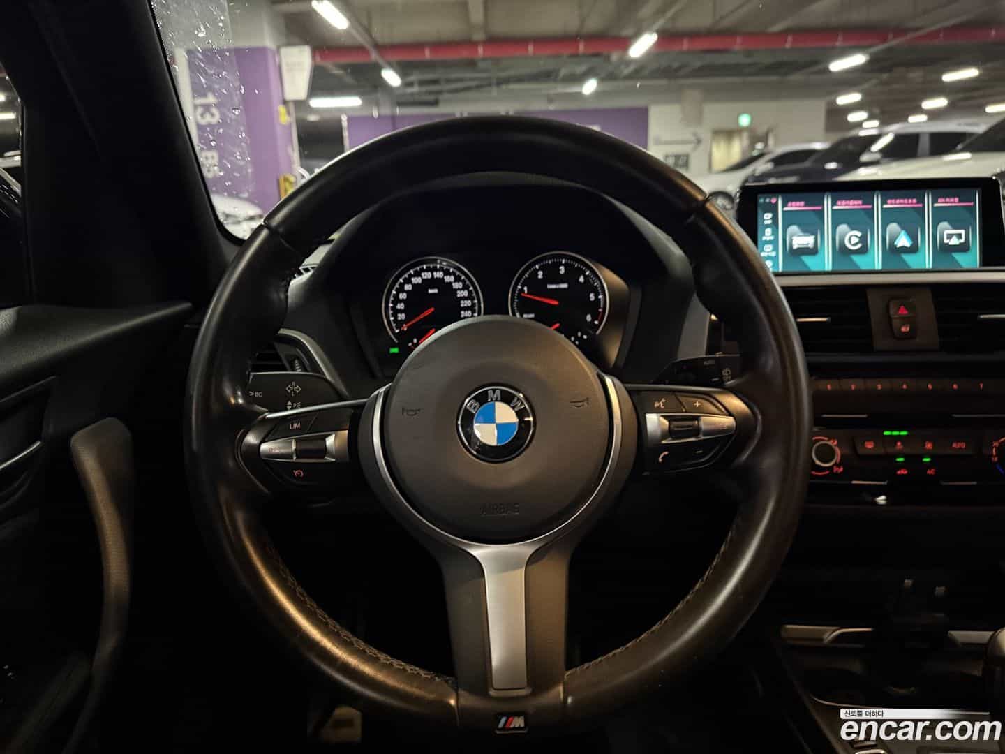1-Series BMW 2017.11-INNER-010