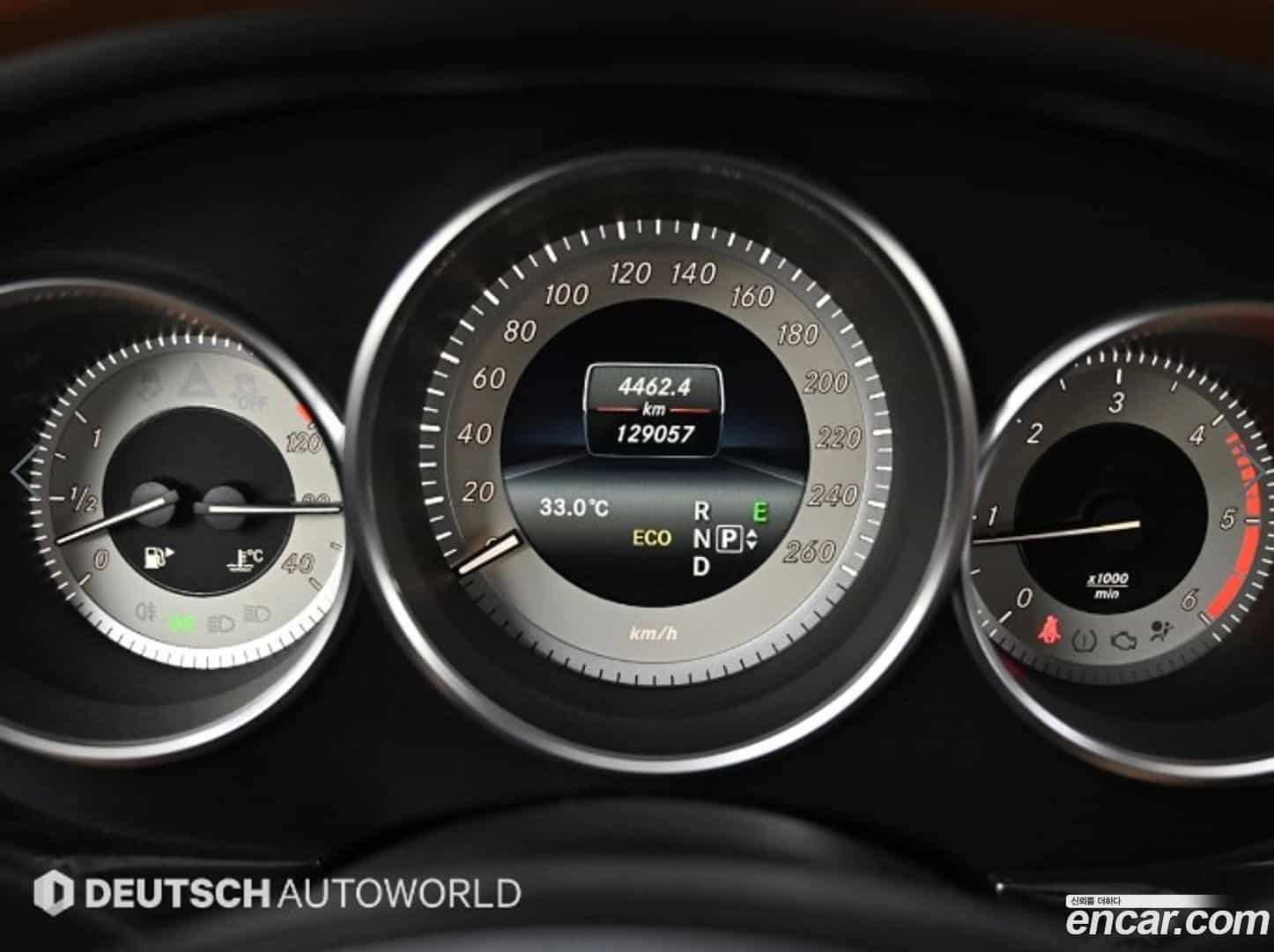 CLS-Class Mercedes-Benz 2015.8-INNER-008