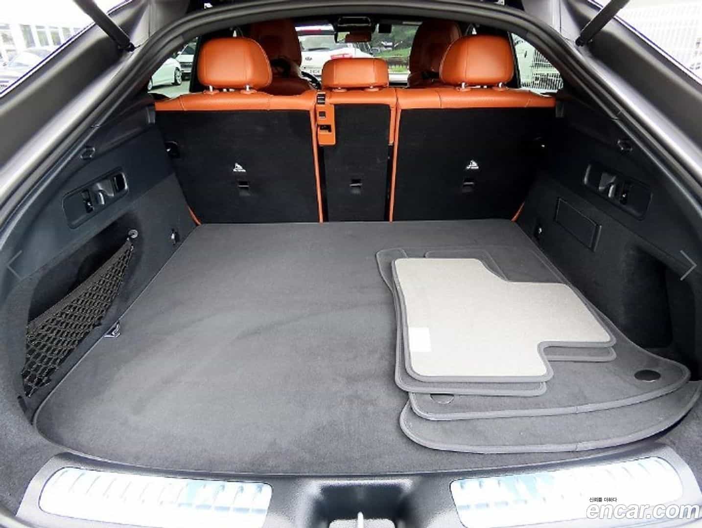 GLC-Class Mercedes-Benz 2025.0-OPTION-022