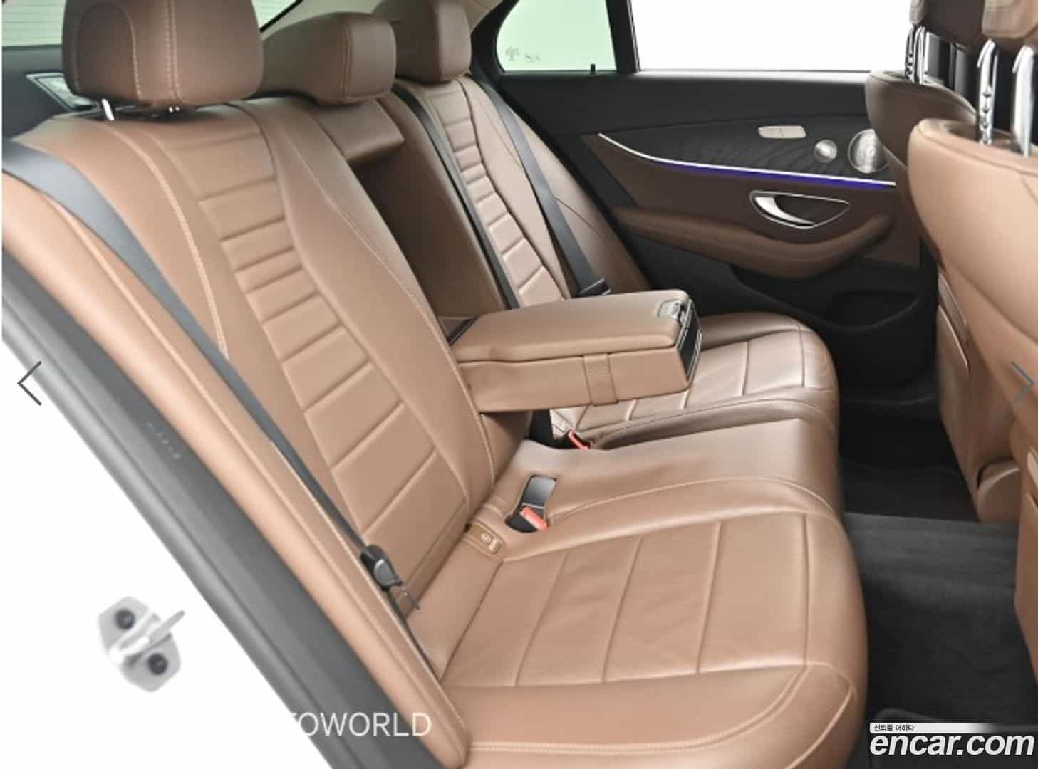 E-Class Mercedes-Benz 2020.4-OPTION-016