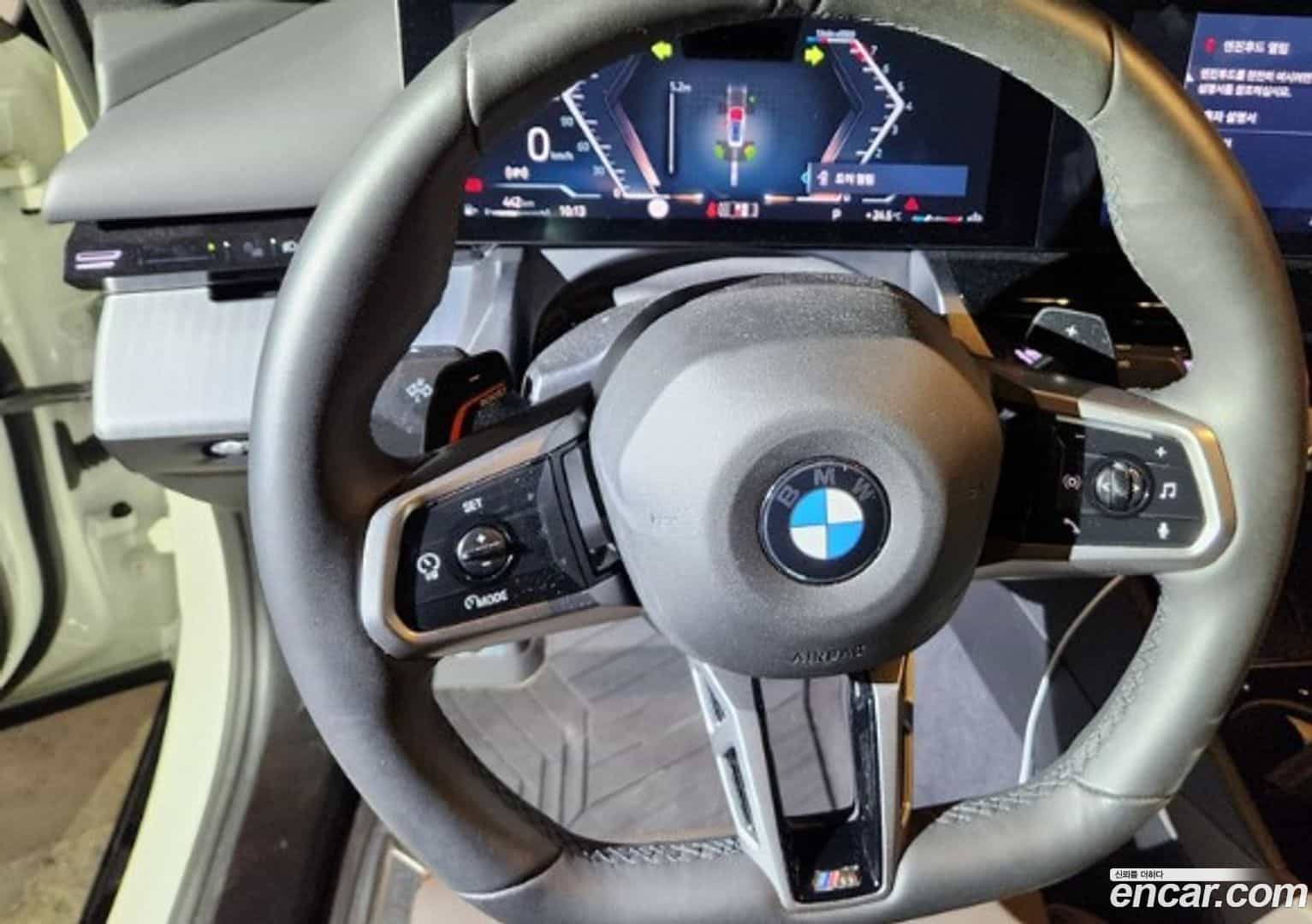 5-Series BMW 2024.8-INNER-009