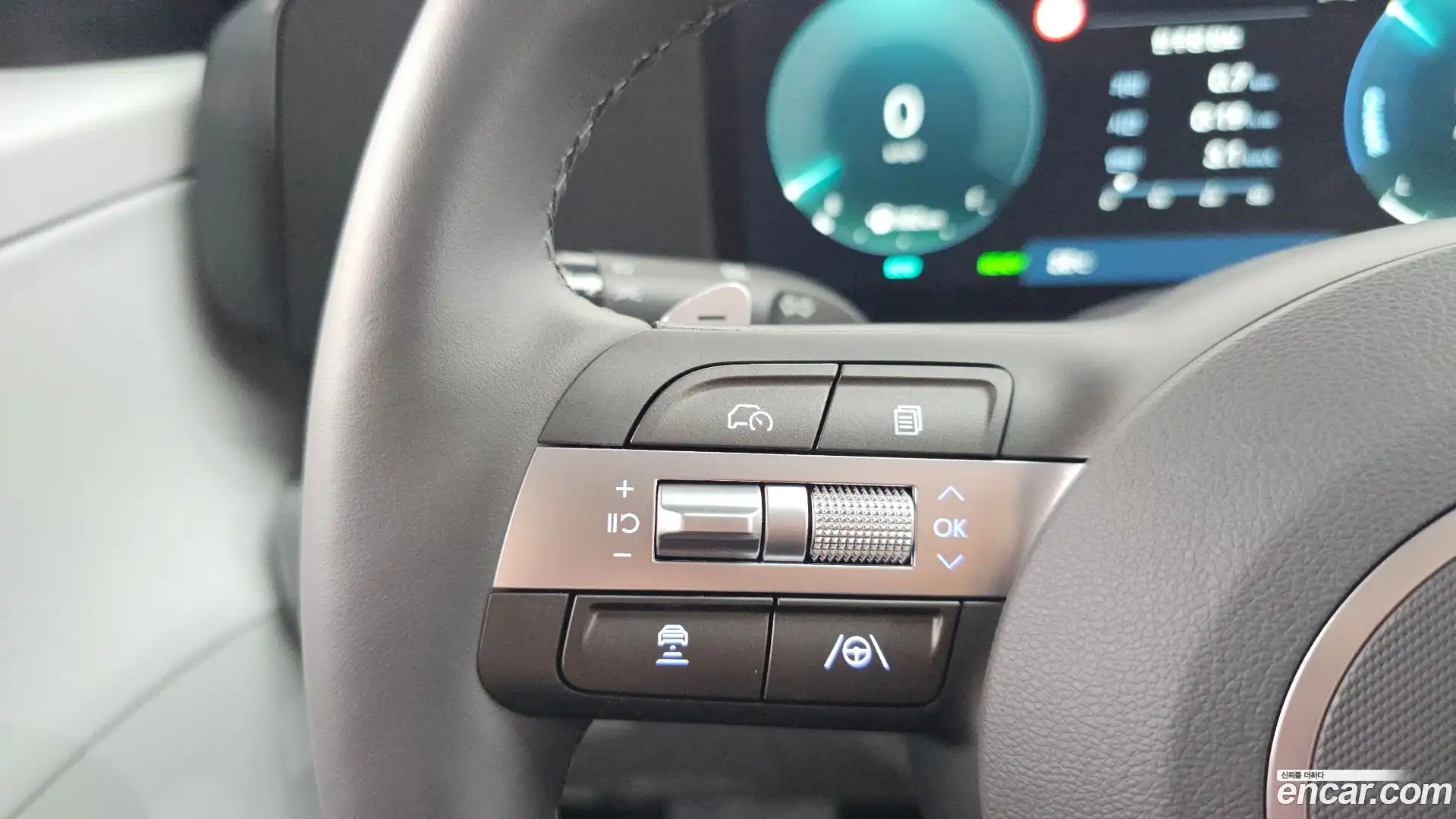 Kona Hyundai 2025.11-OPTION-021