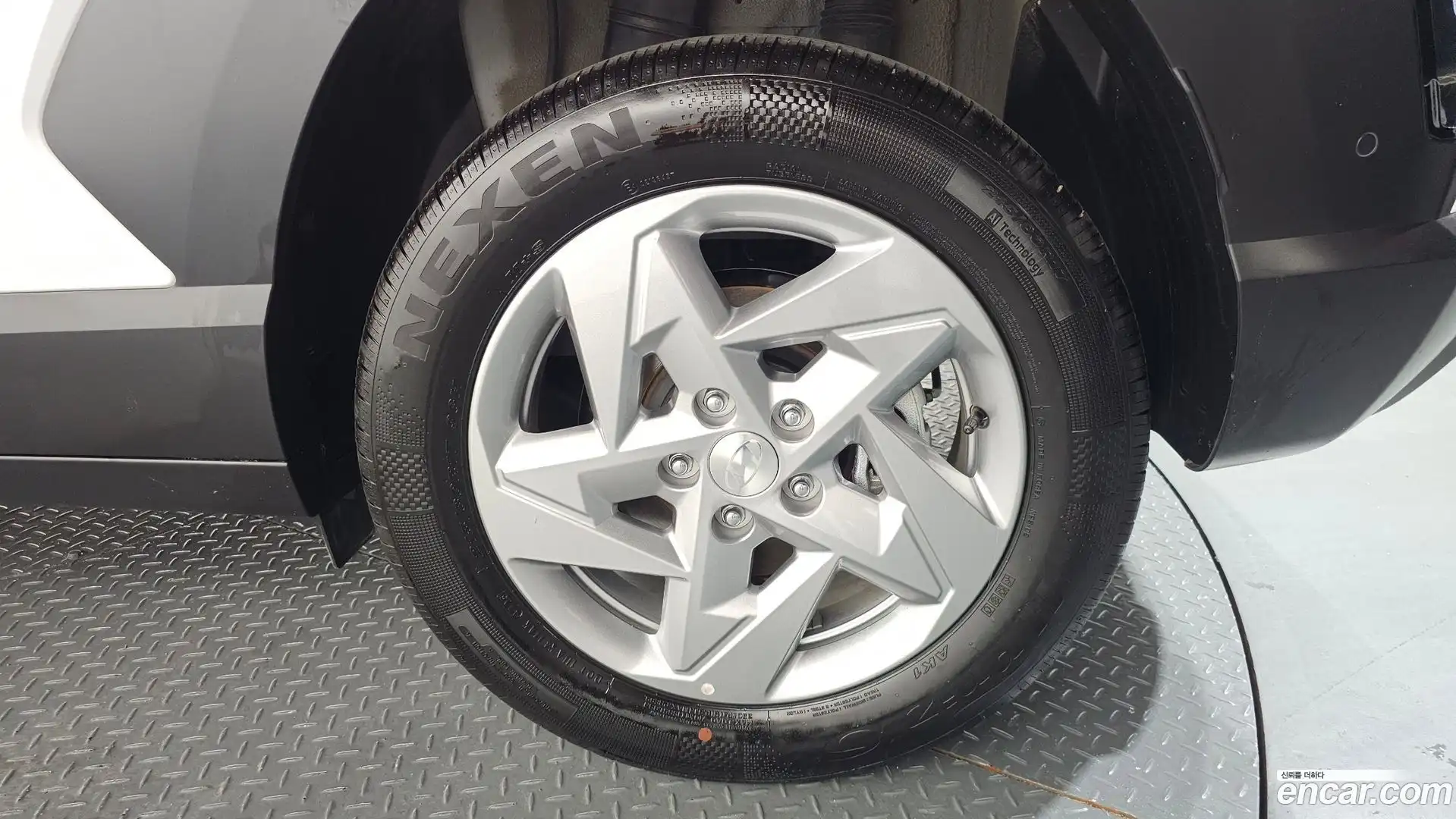 Kona Hyundai 2025.11-OUTER-031