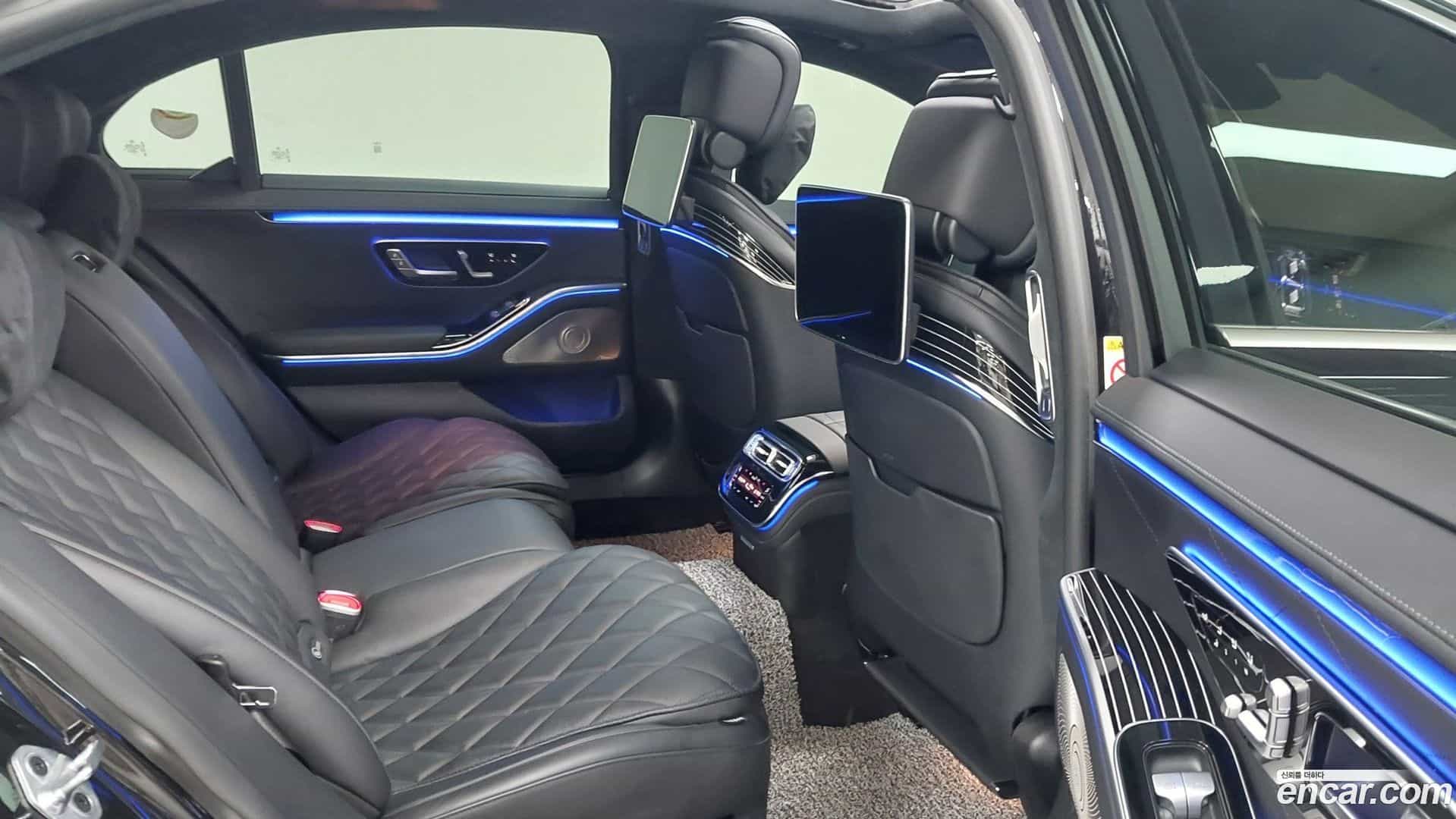 S-Class Mercedes-Benz 2022.10-INNER-010