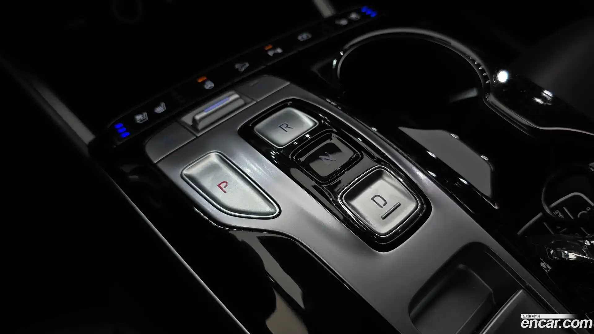 Tucson Hyundai 2023.1-INNER-009