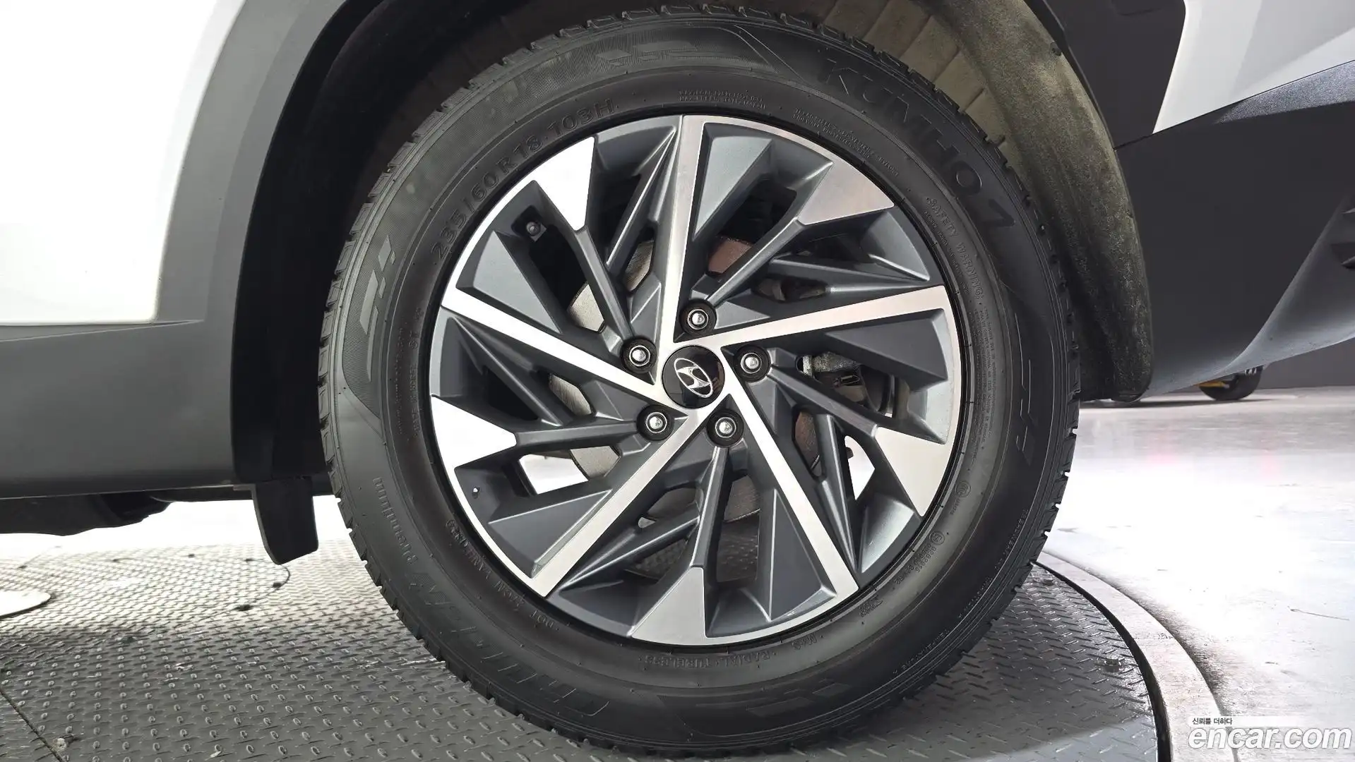 Tucson Hyundai 2023.1-OUTER-031