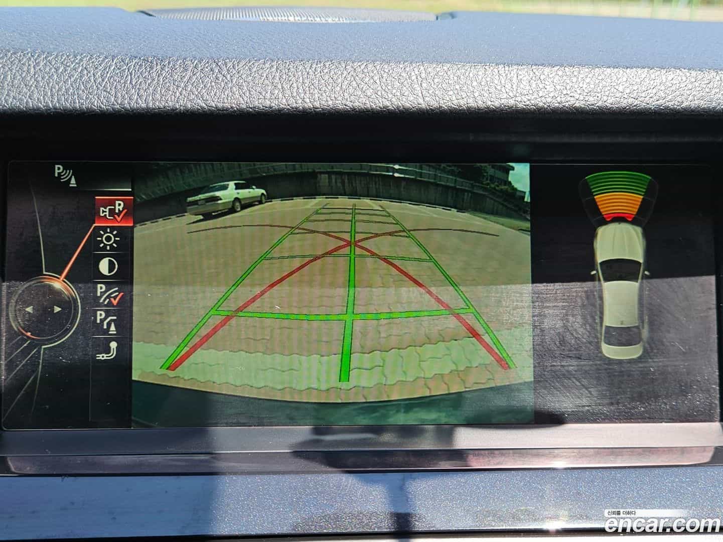 5-Series BMW 2015.4-OPTION-023