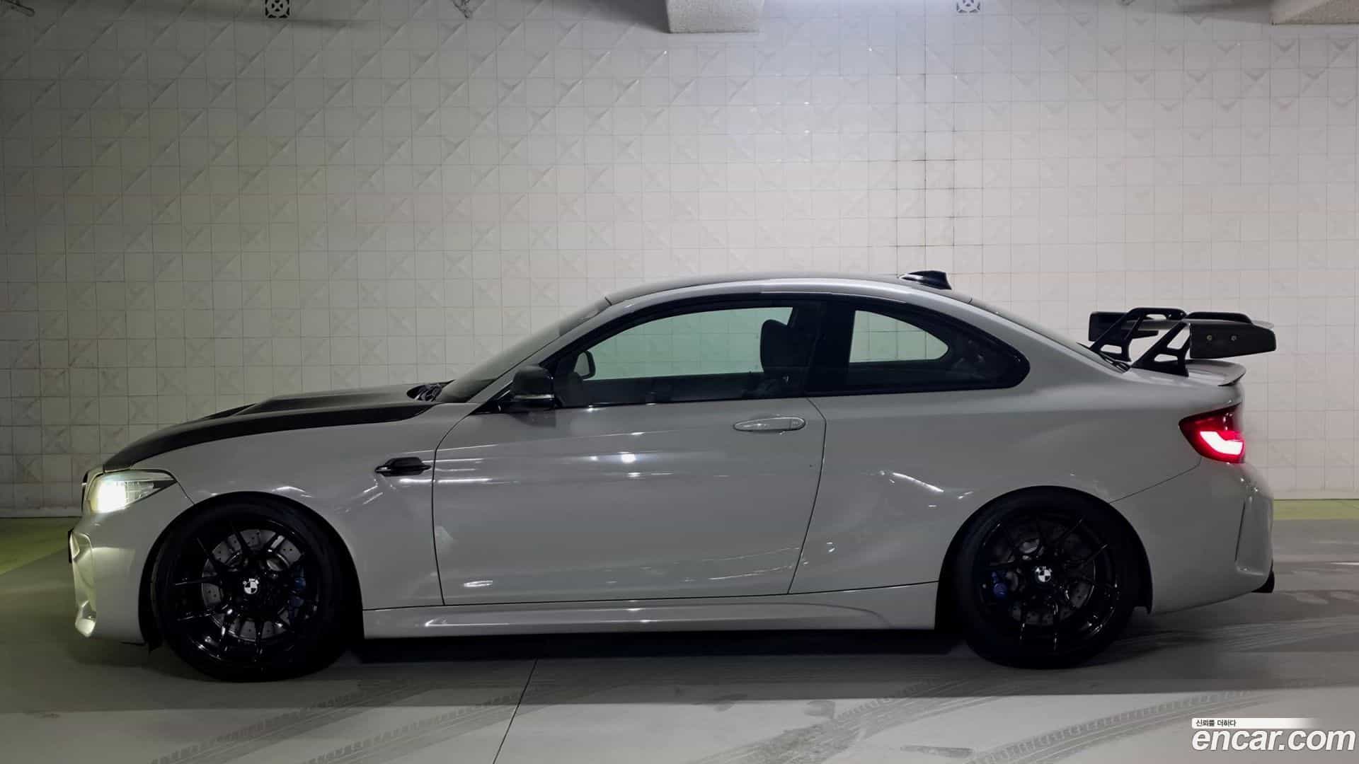 M2 BMW 2018.5-OUTER-004