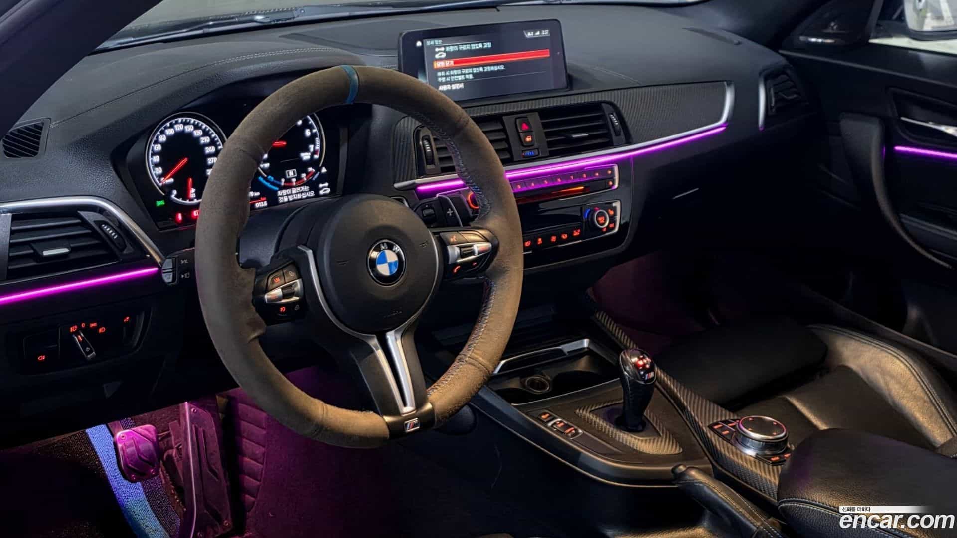M2 BMW 2018.5-INNER-009